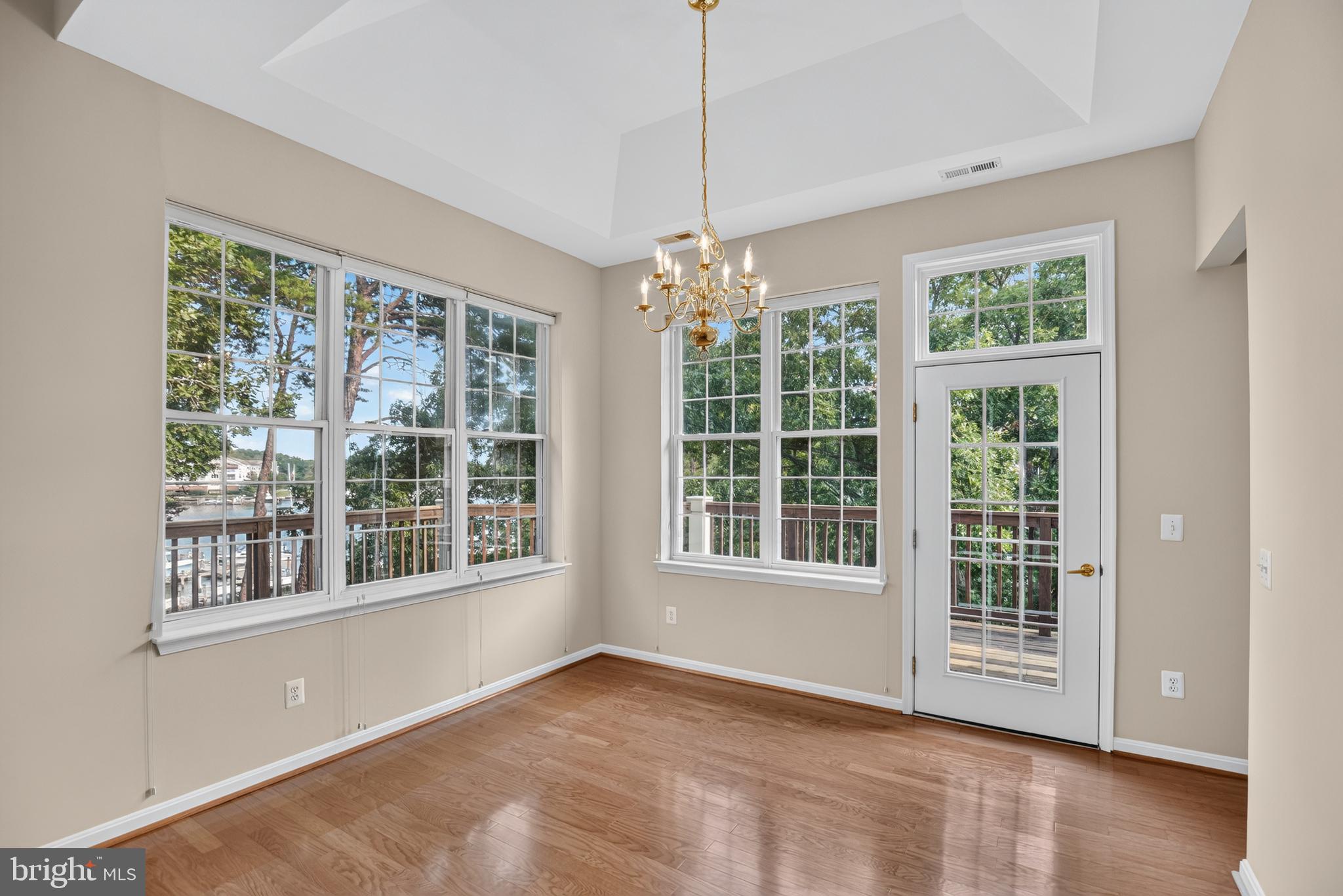 SOLOMONS LANDING - Residential