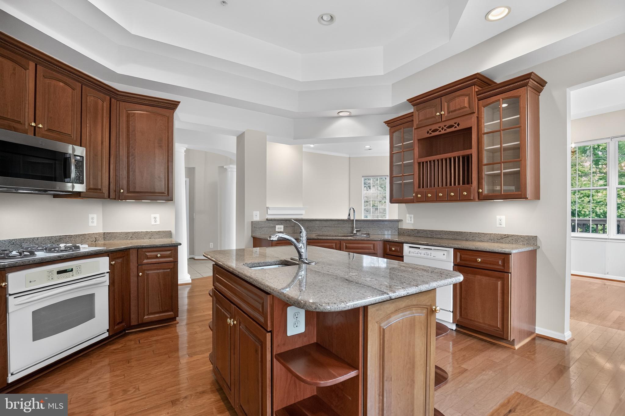 SOLOMONS LANDING - Residential