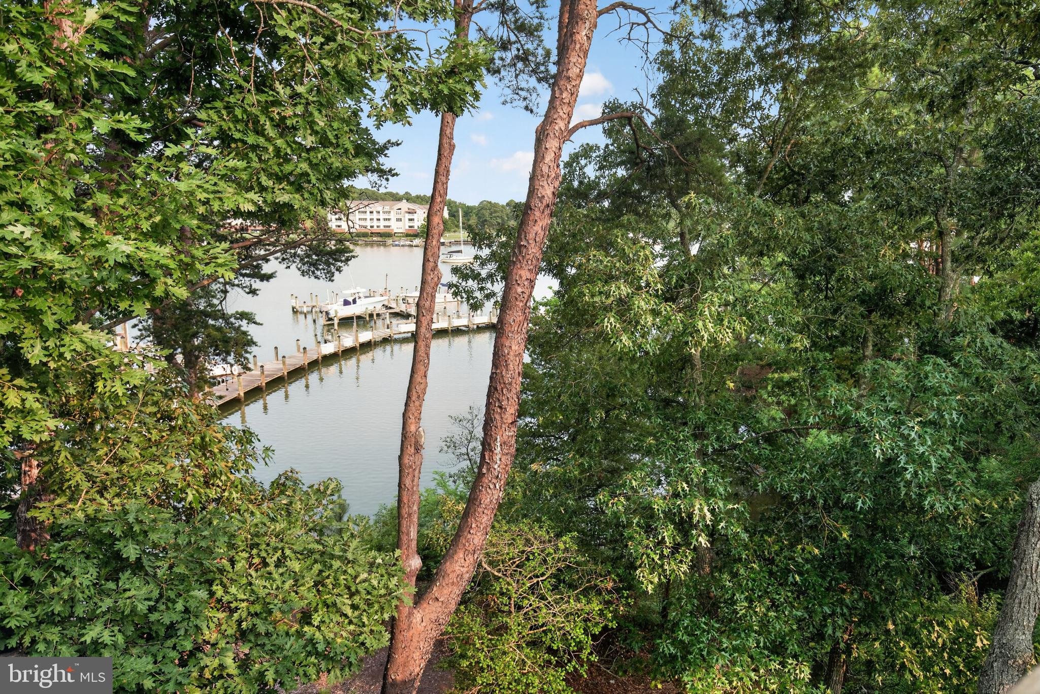 SOLOMONS LANDING - Residential