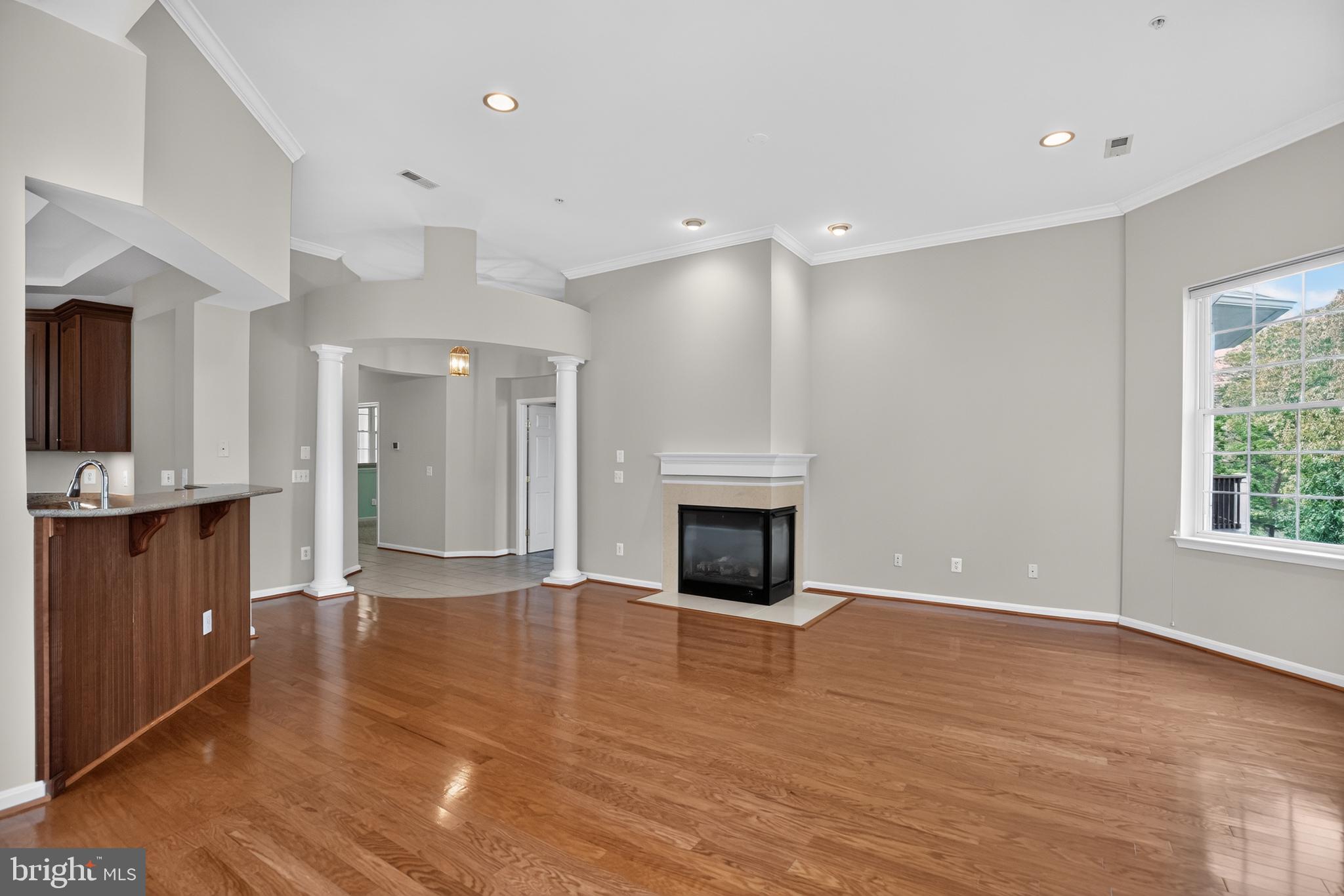 SOLOMONS LANDING - Residential