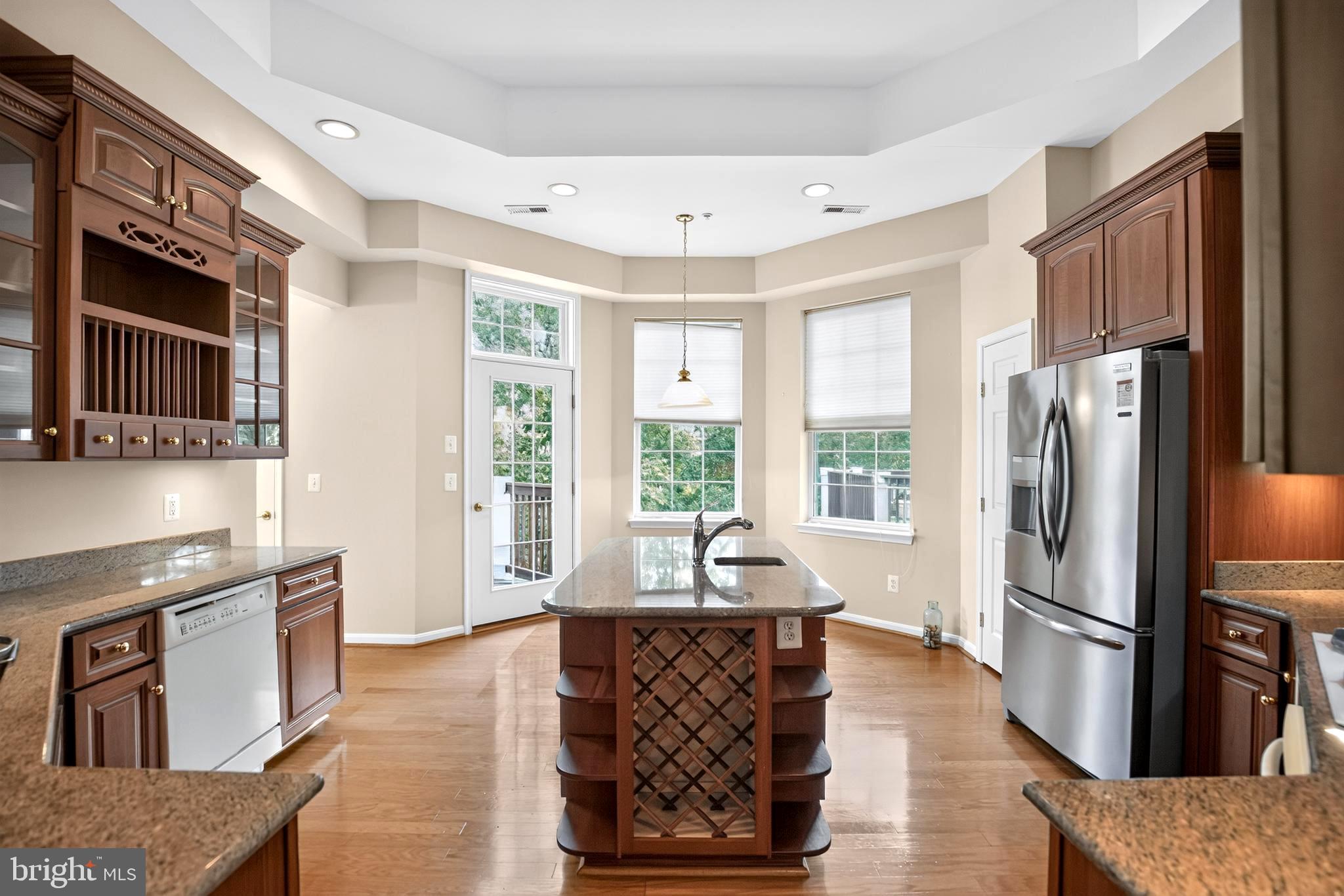 SOLOMONS LANDING - Residential