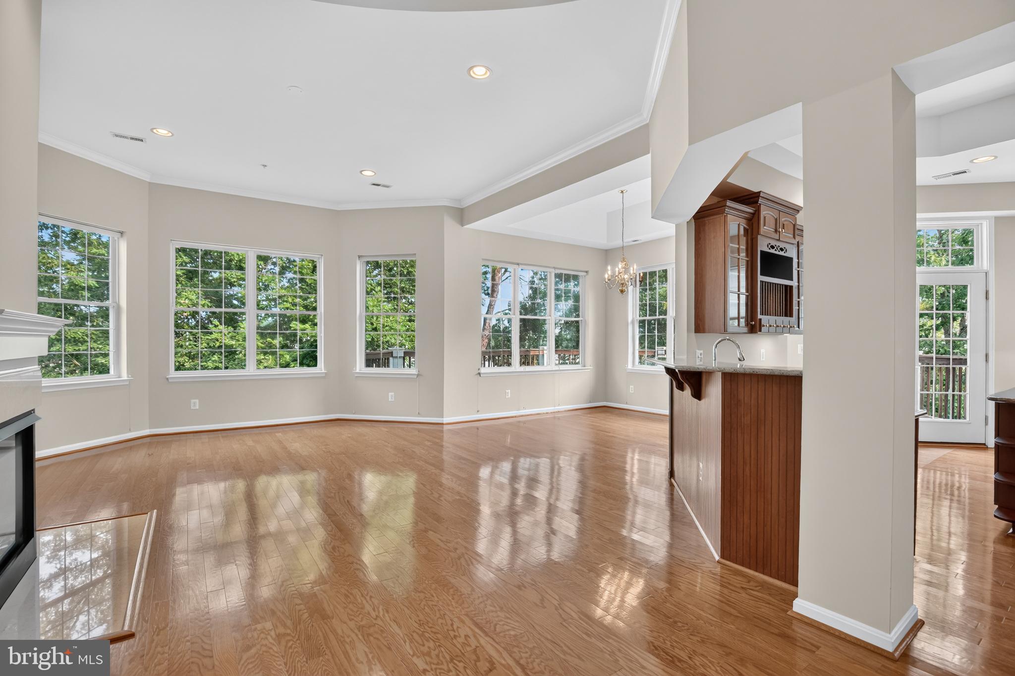 SOLOMONS LANDING - Residential