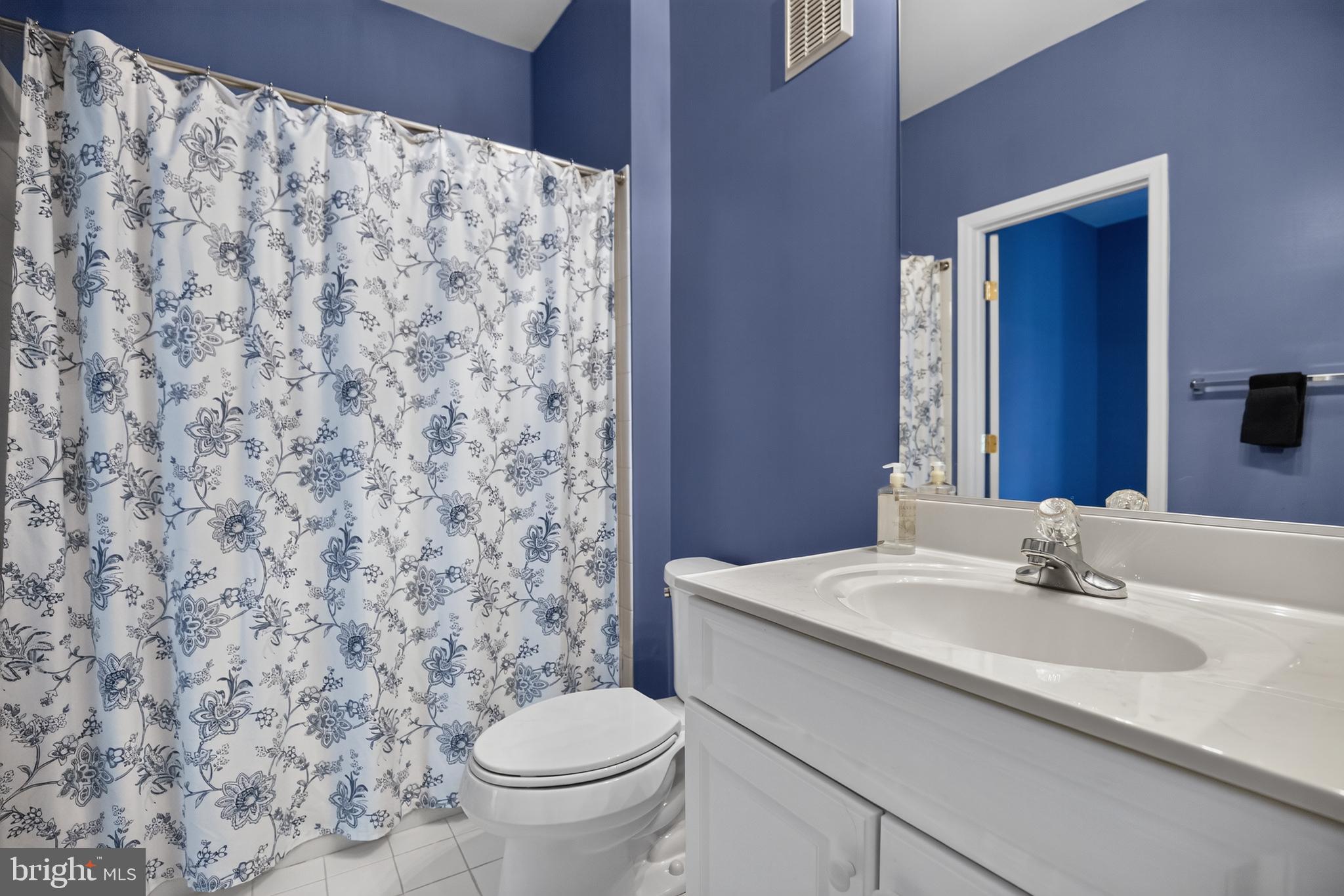 SOLOMONS LANDING - Residential