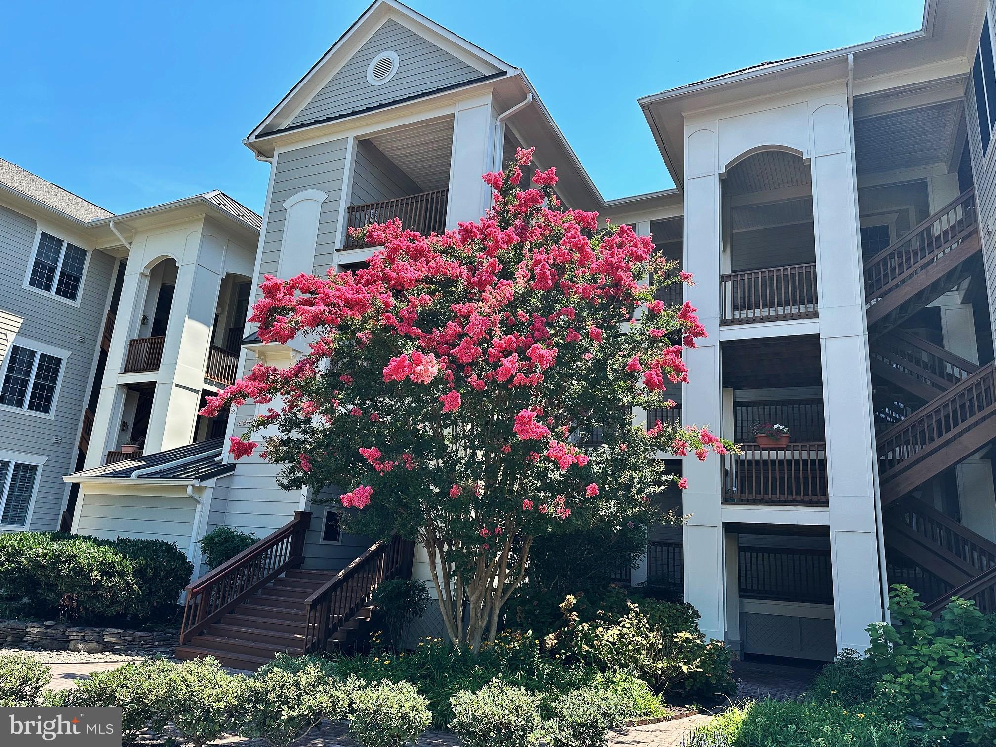 SOLOMONS LANDING - Residential