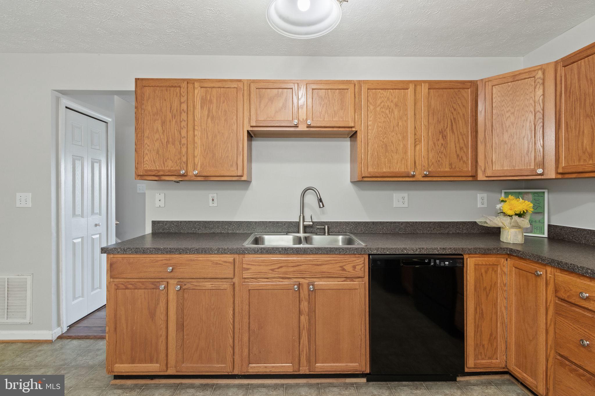 COVENTRY CREEK - Residential
