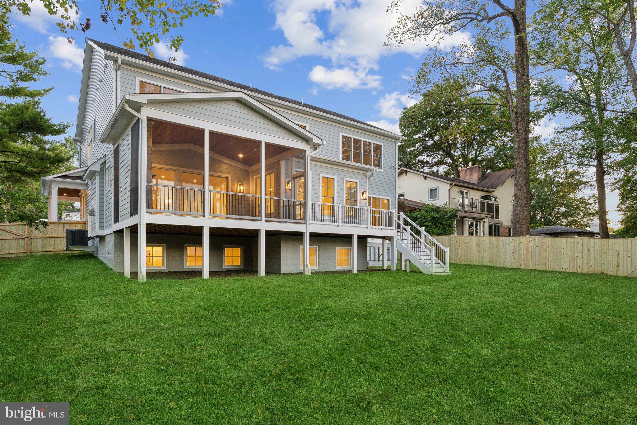 KENWOOD PARK - Residential