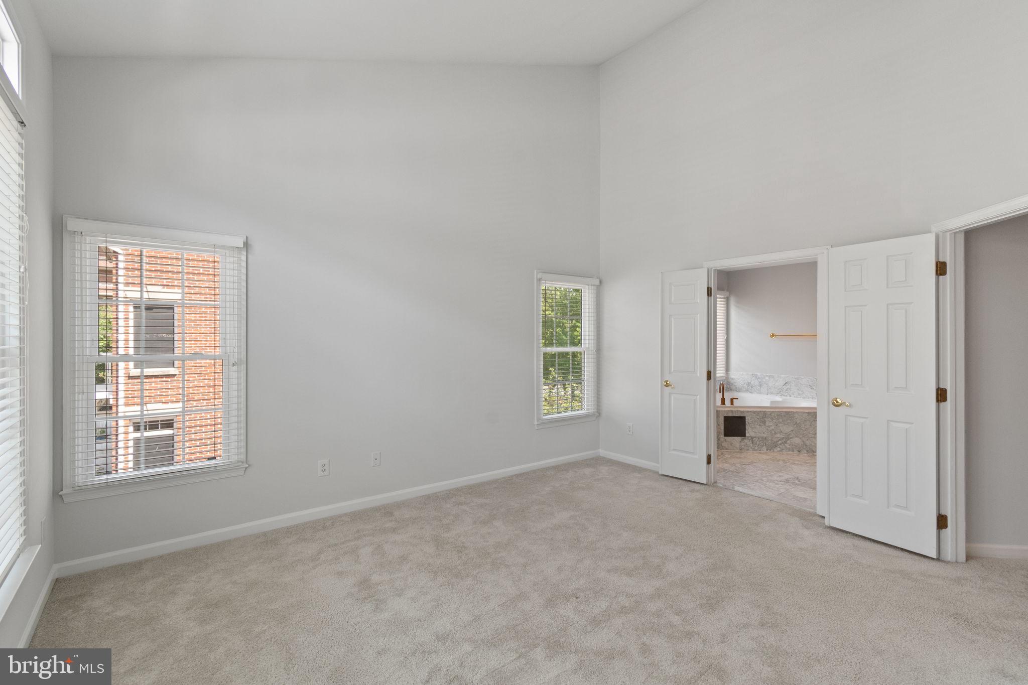 COURTHOUSE HILL - Residential