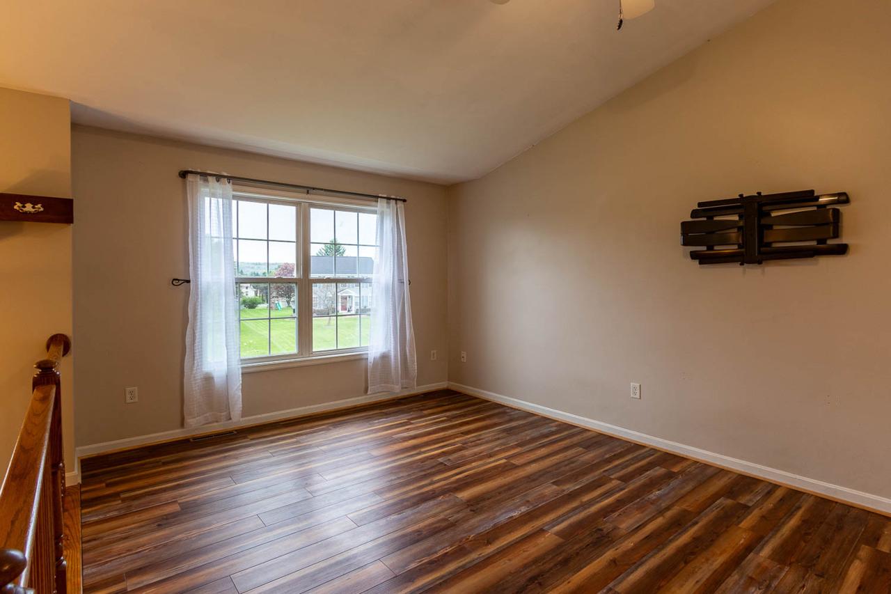 WALKER MEADOWS - Residential