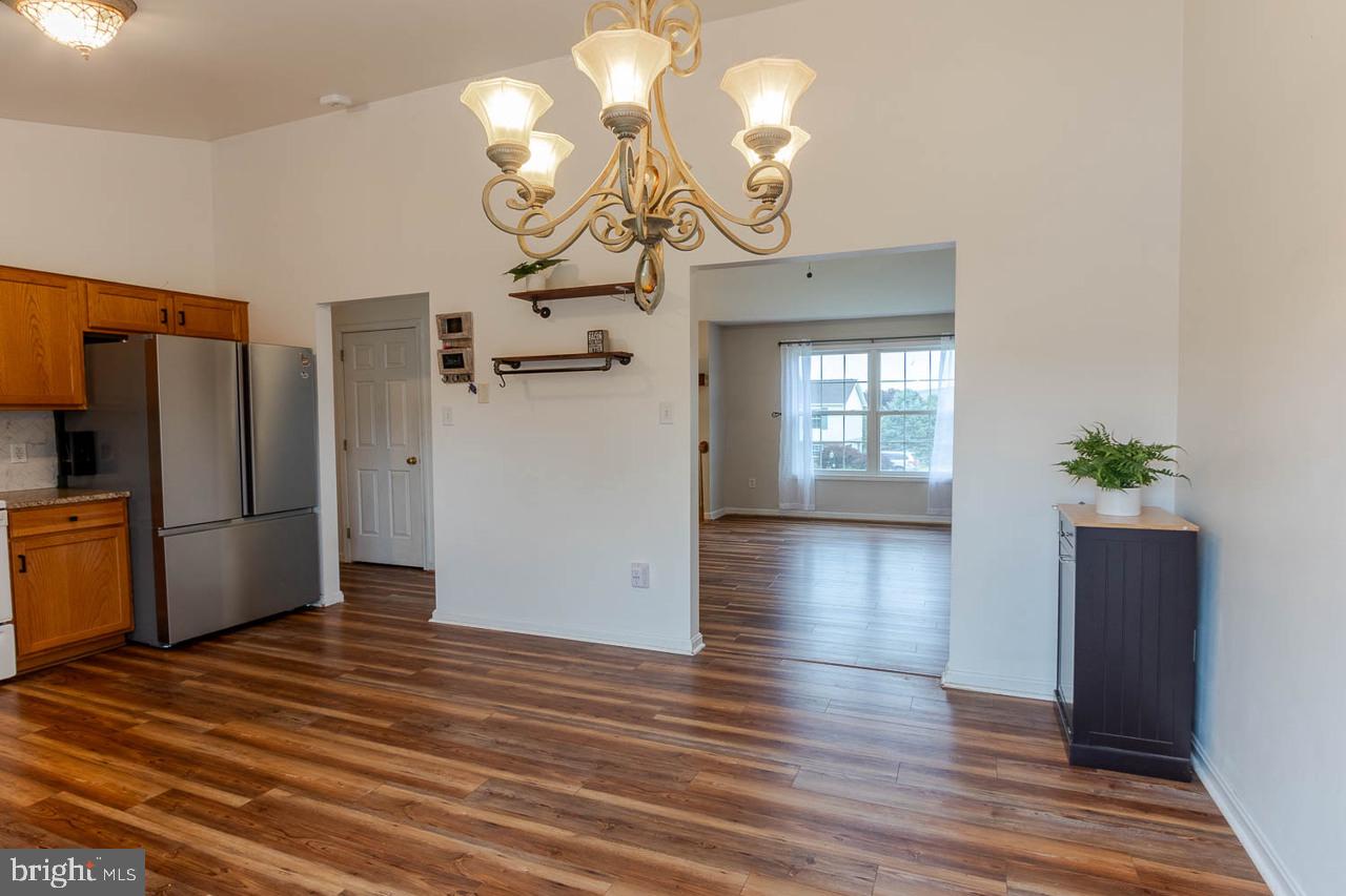 WALKER MEADOWS - Residential