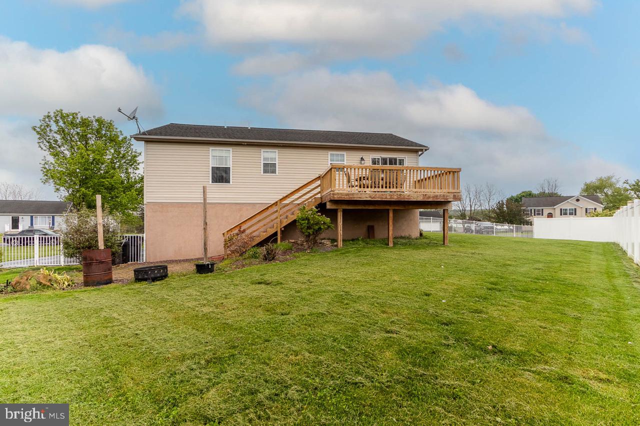 WALKER MEADOWS - Residential