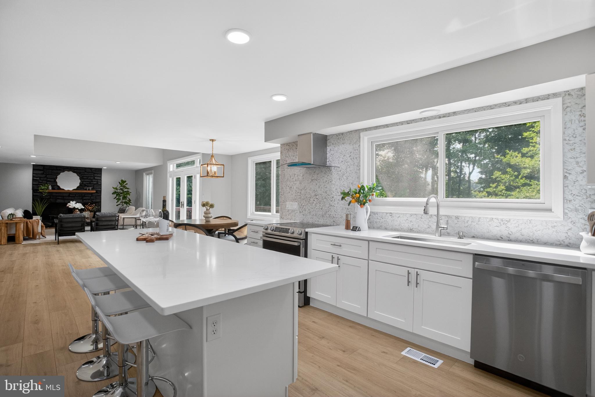 FAWN LAKE - Residential