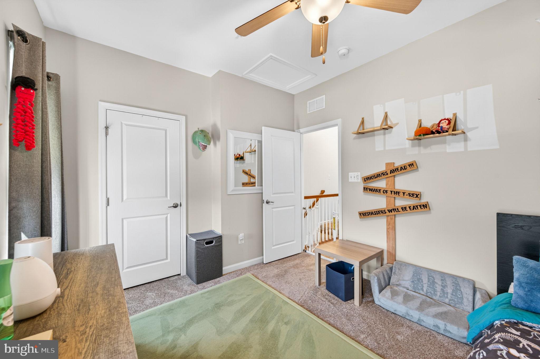 CREEKSIDE VILLAGE AT TANYARD SPRINGS - Residential