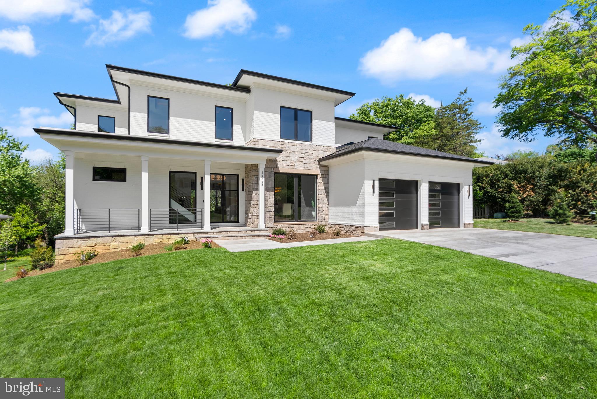 MC LEAN HAMLET - Residential