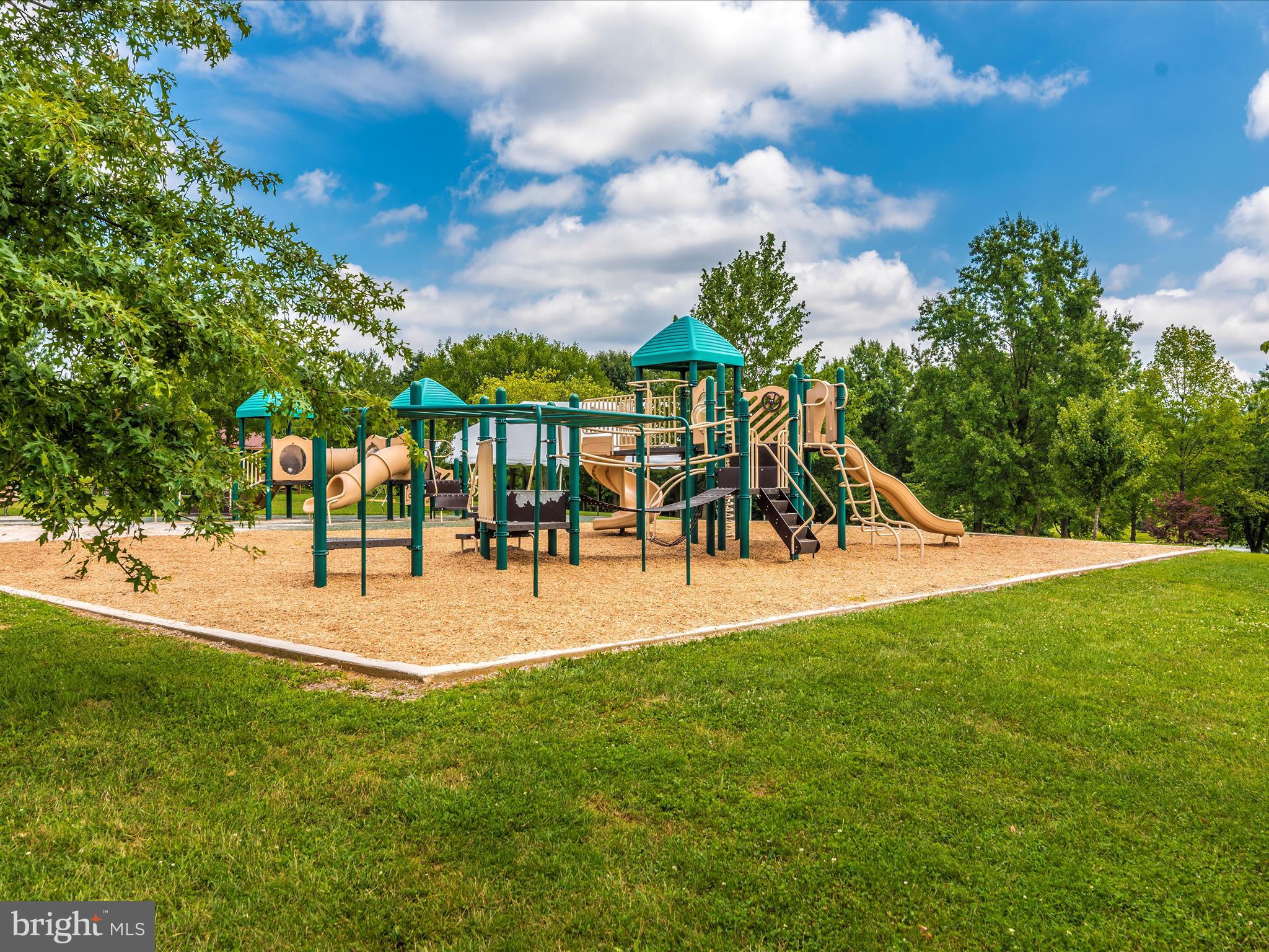 JEFFERSON VILLAGE - Residential
