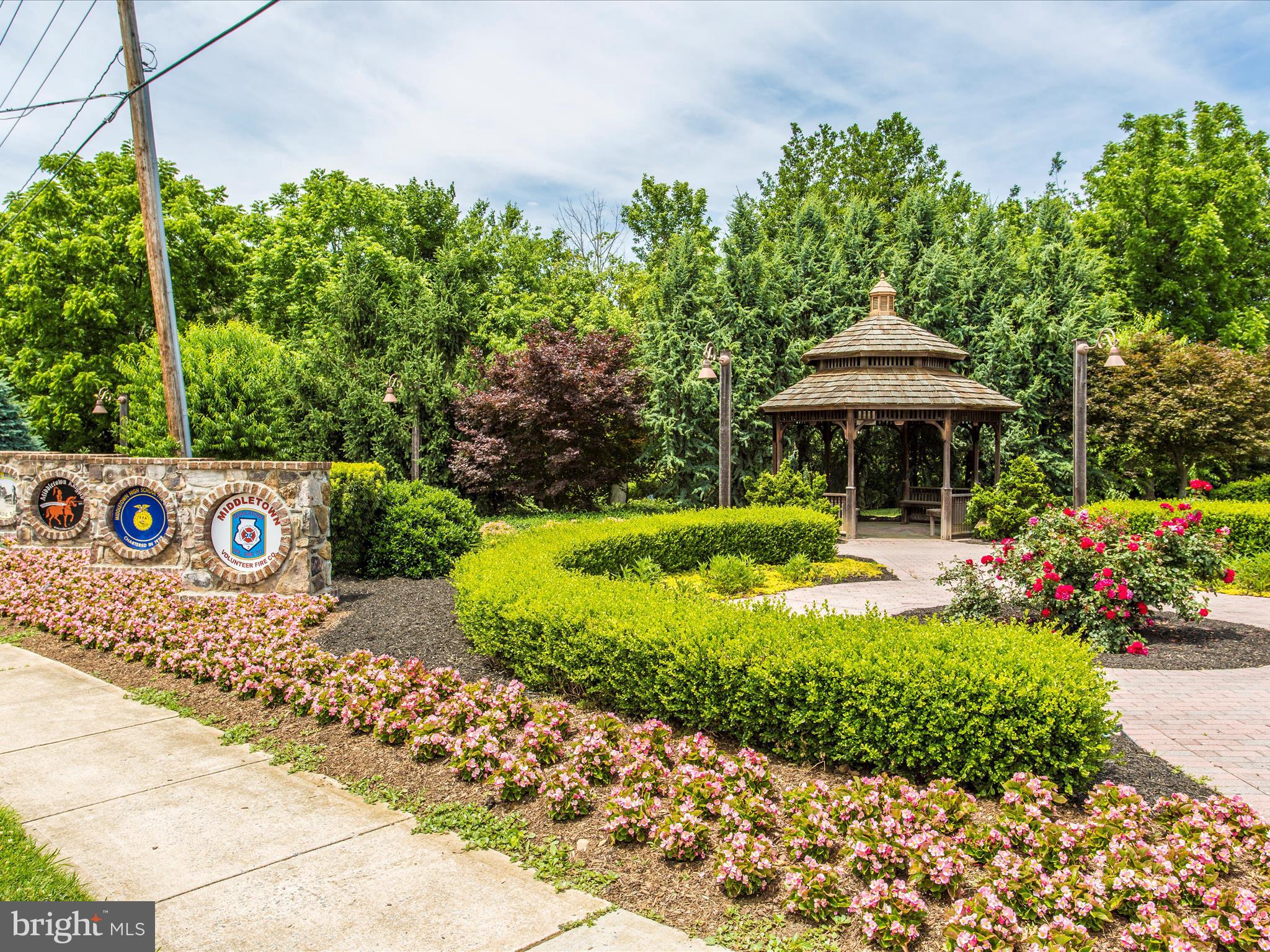 JEFFERSON VILLAGE - Residential