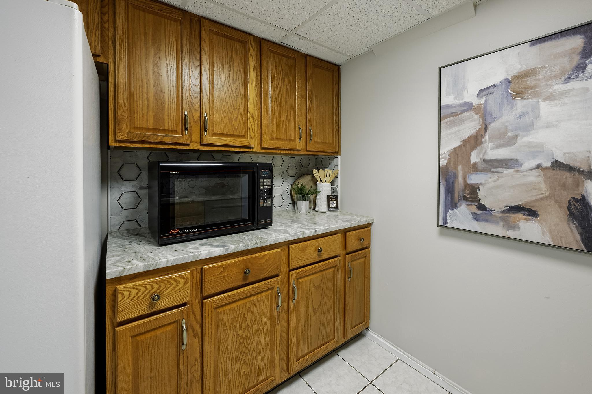 CHARLESTOWNE VILLAGE - Residential