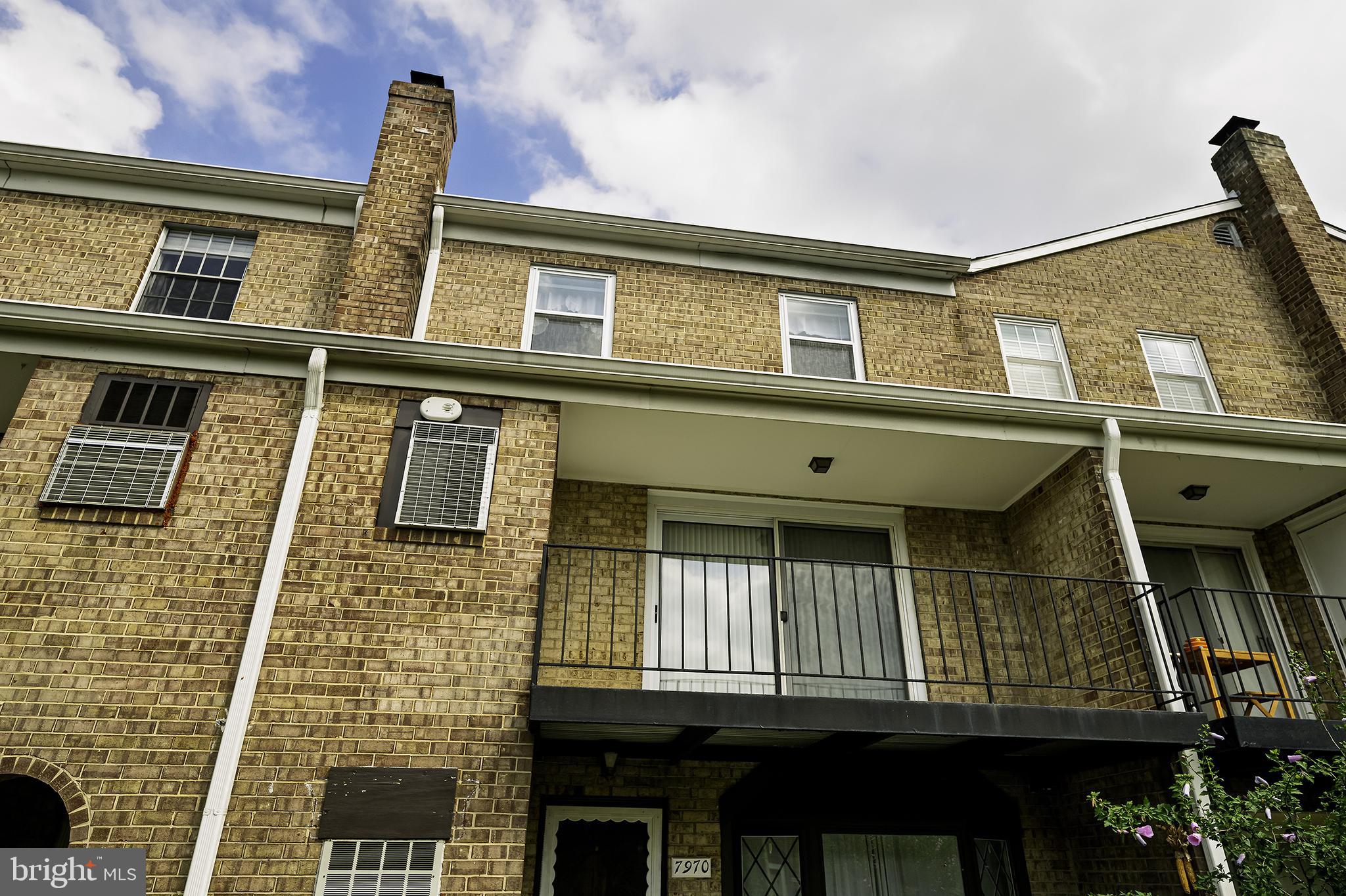 CHARLESTOWNE VILLAGE - Residential