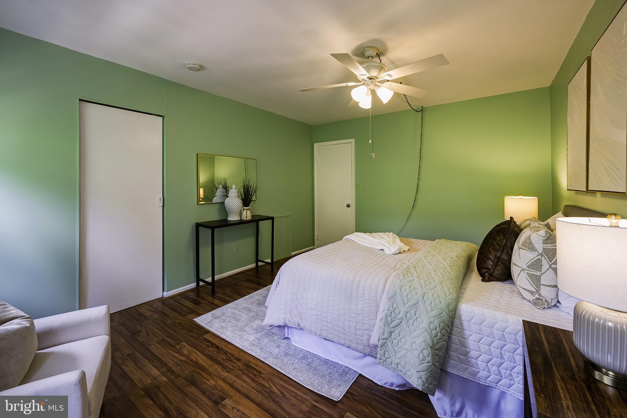 CHARLESTOWNE VILLAGE - Residential