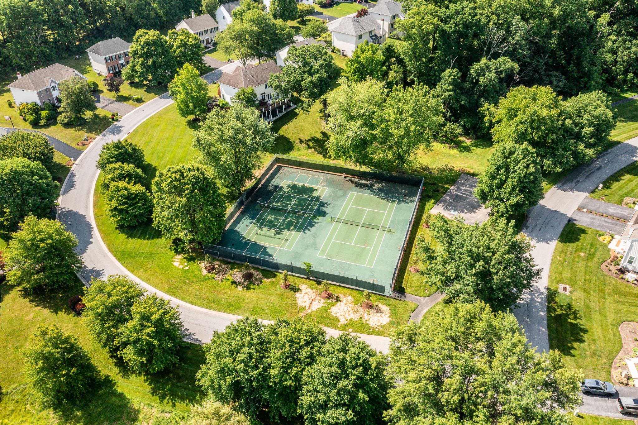 KNOLLS OF BIRMINGH - Residential