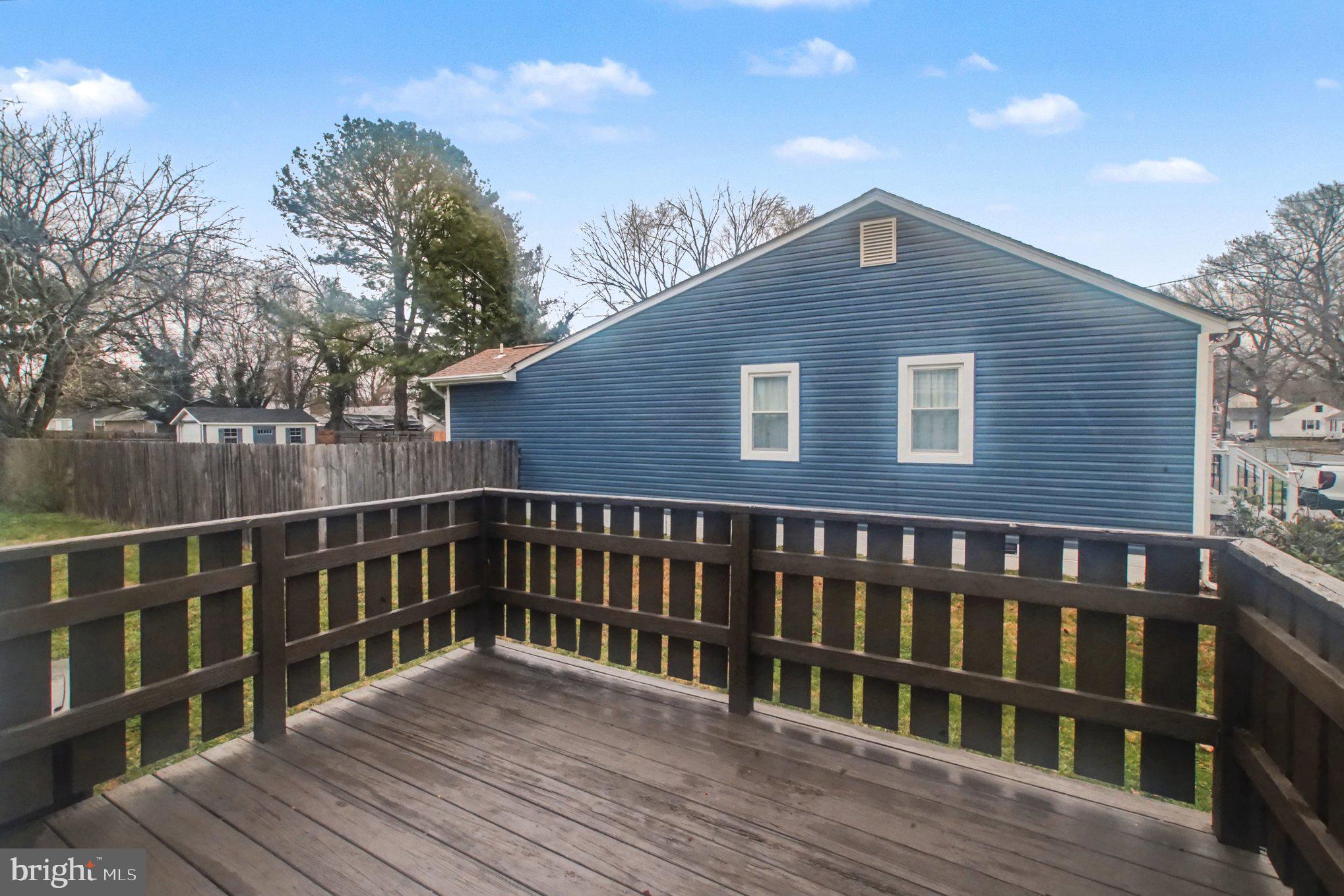 BLUFF POINT - Residential