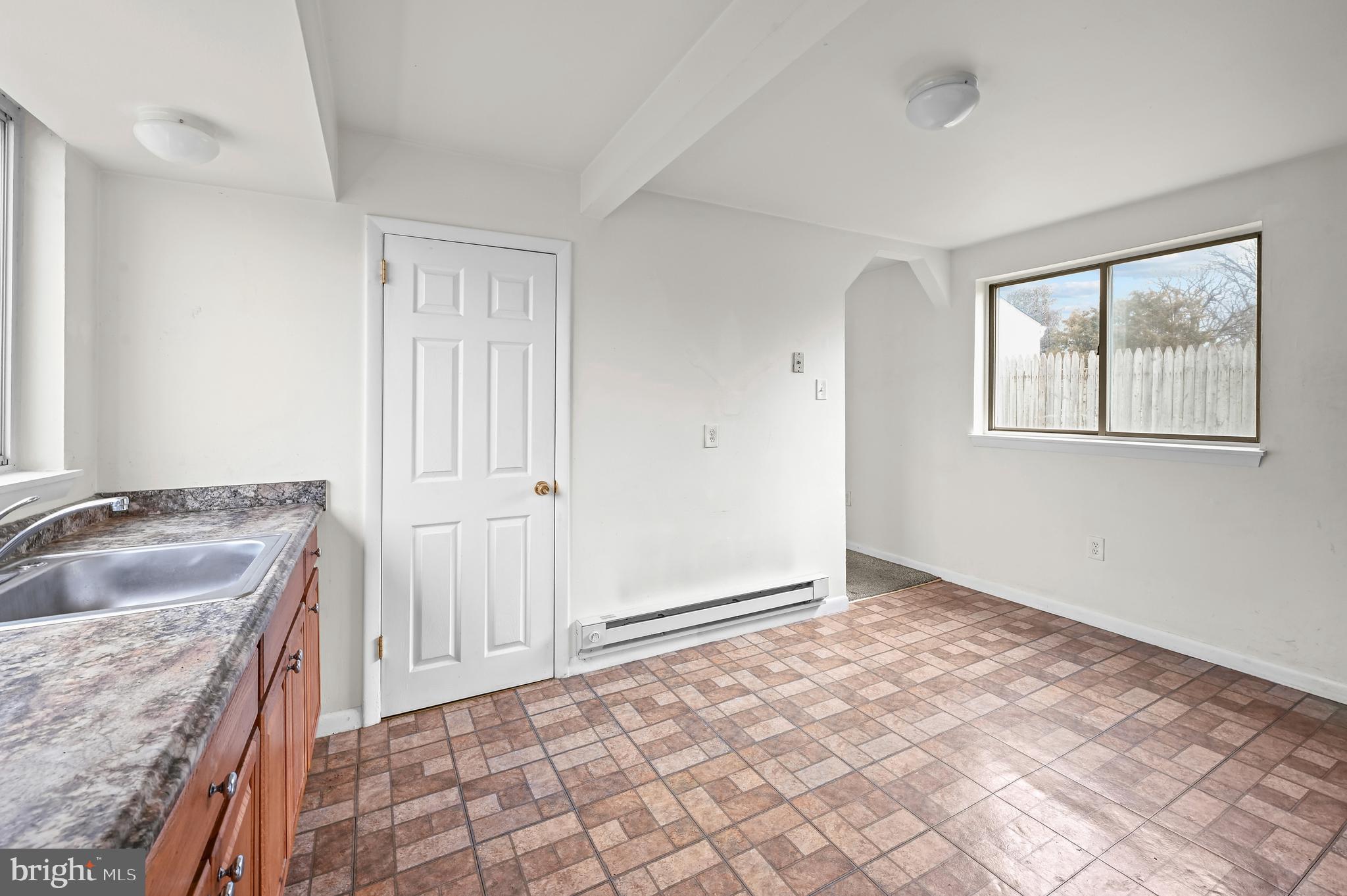 SPEEDWAY - Residential Income