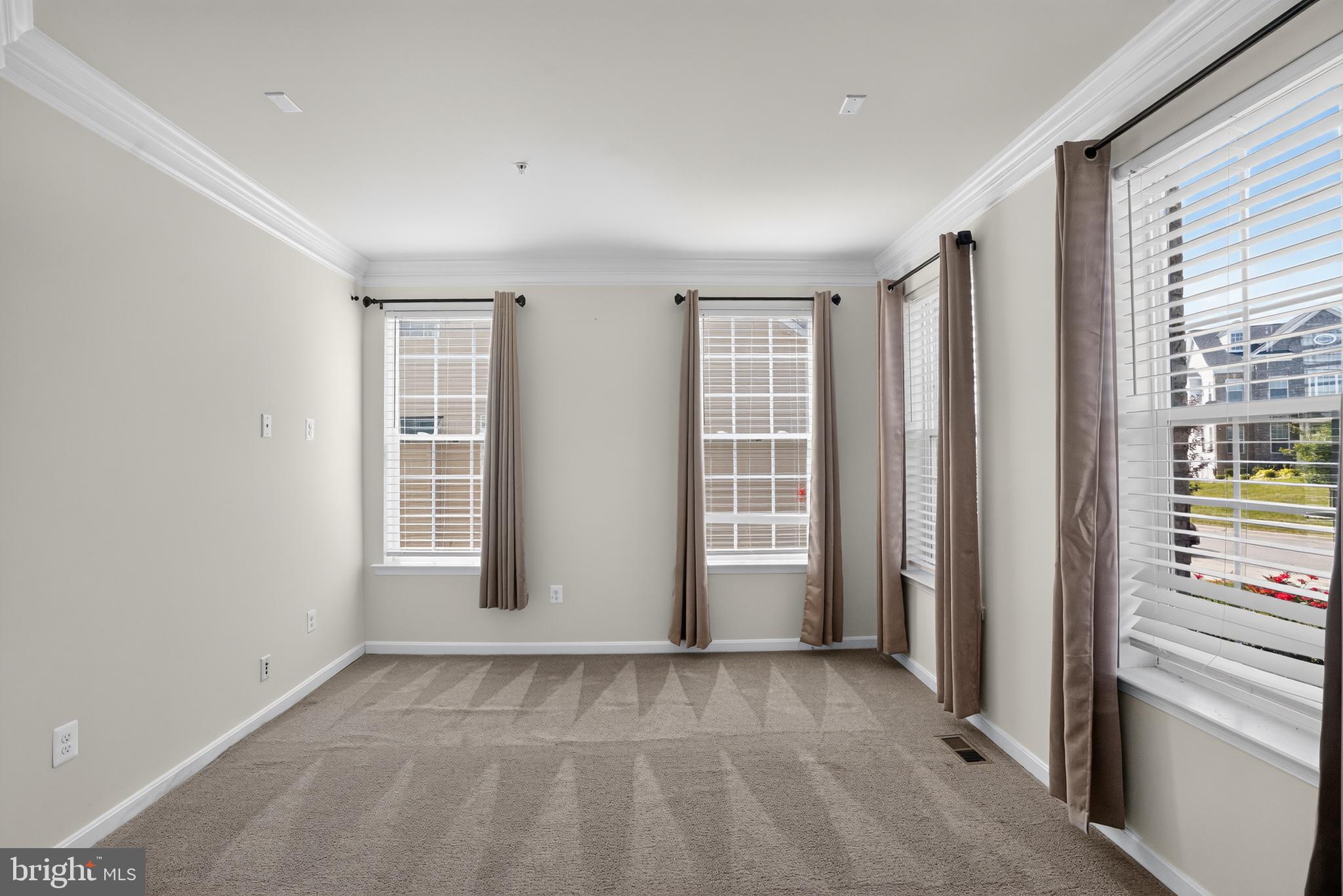 WOODBURN ESTATES - Residential