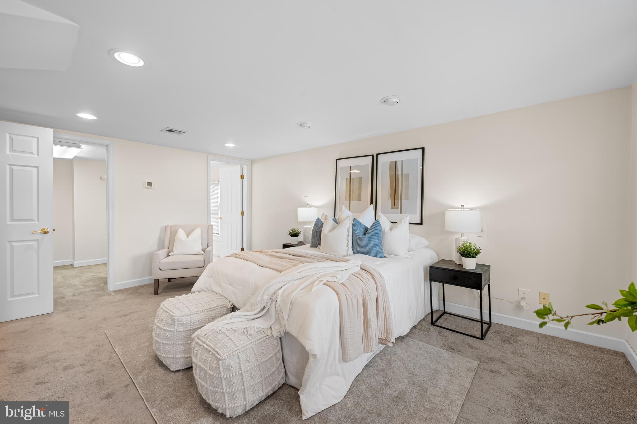 LAKE FALLS - Residential