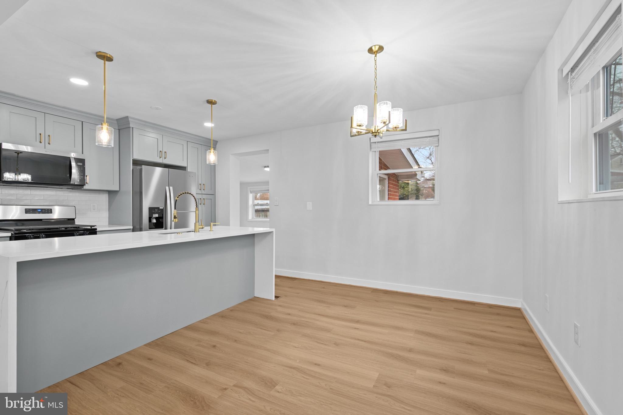 RANDOLPH HILLS - Residential Lease