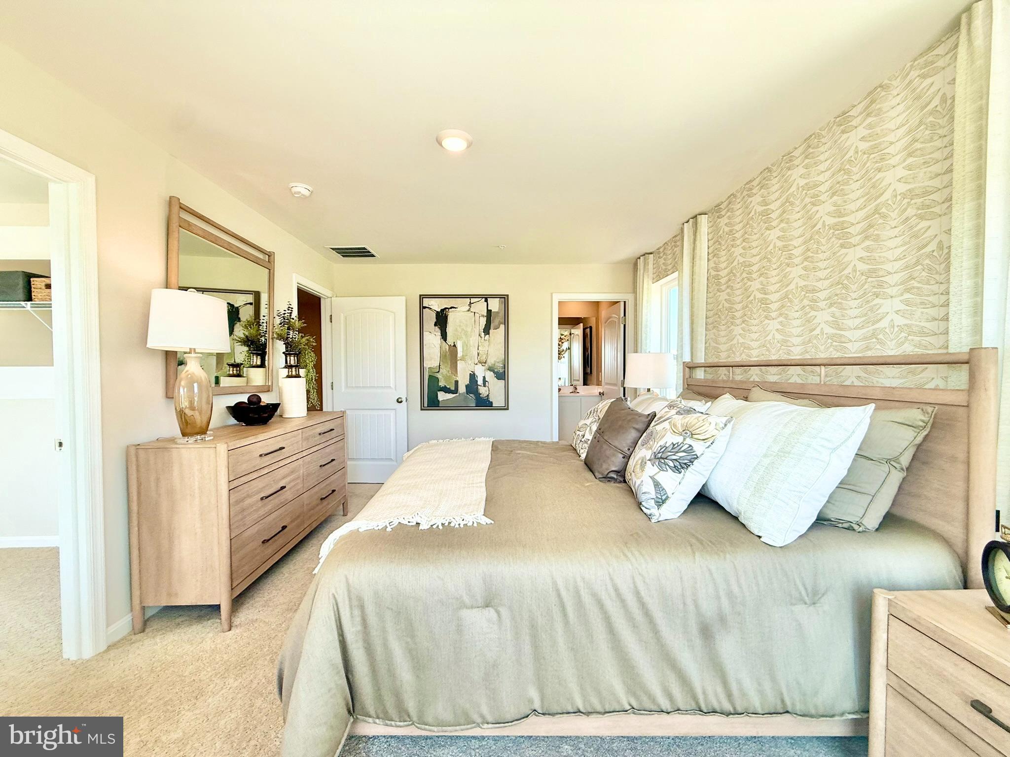 HERITAGE TRACE - Residential