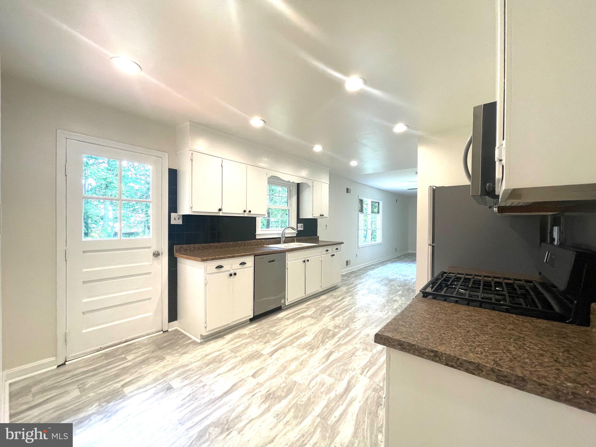 FRANCONIA HEIGHTS - Residential Lease