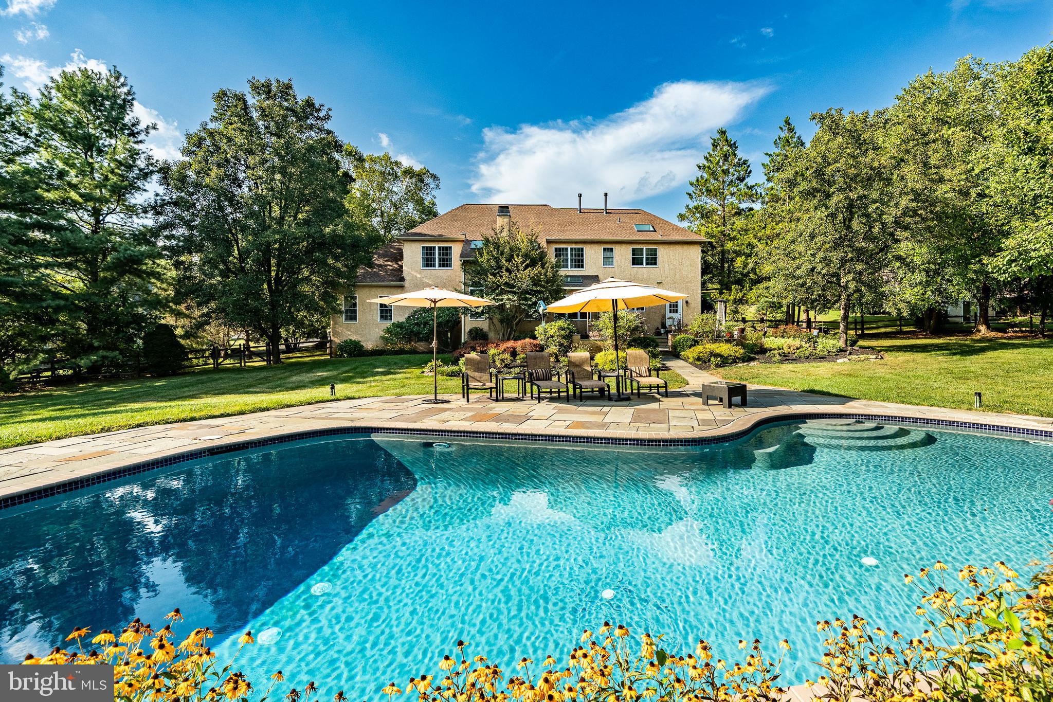 LAKERIDGE - Residential