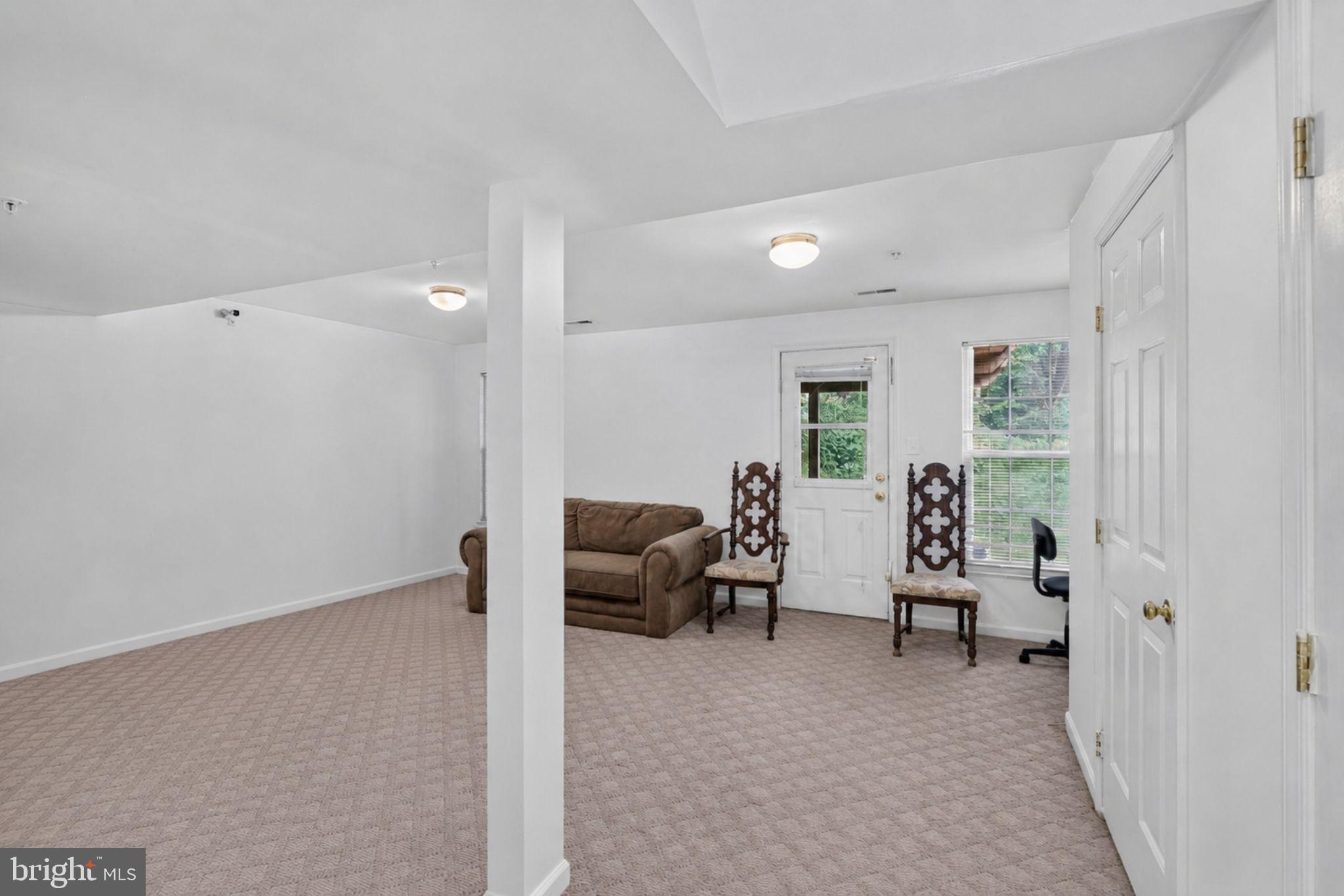 SUMMIT CREEK - Residential