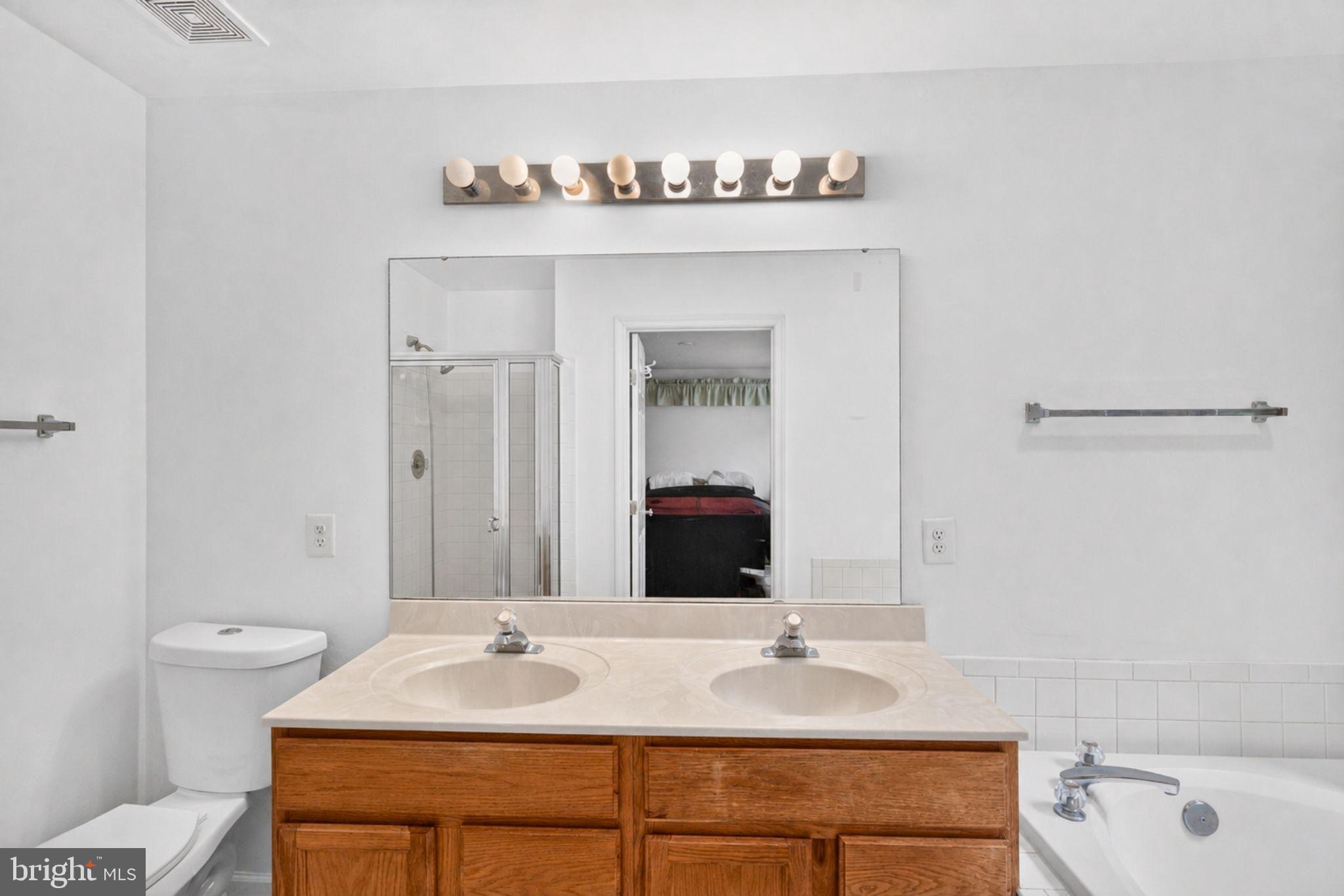 SUMMIT CREEK - Residential