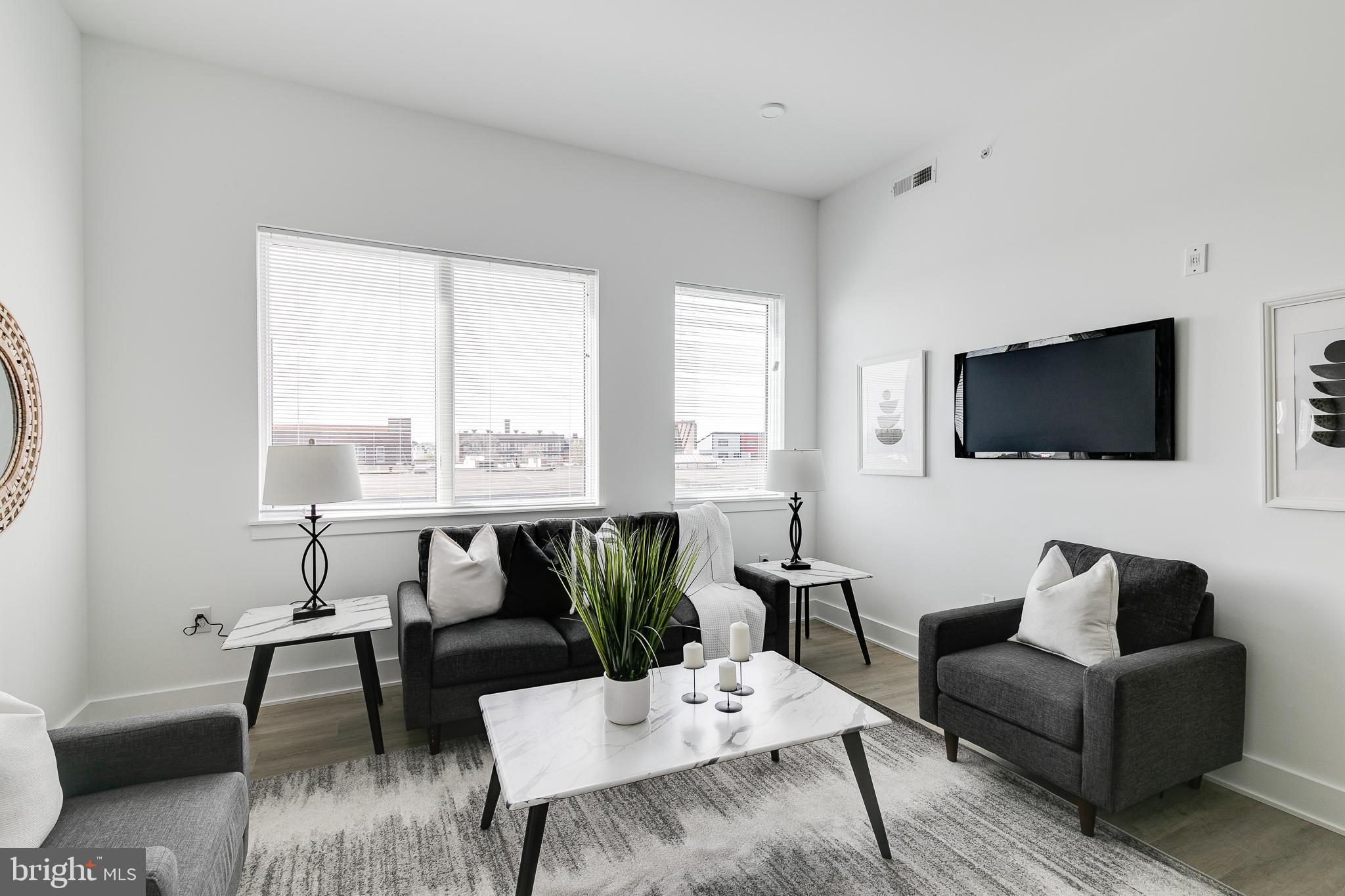 GRADUATE HOSPITAL - Residential Lease