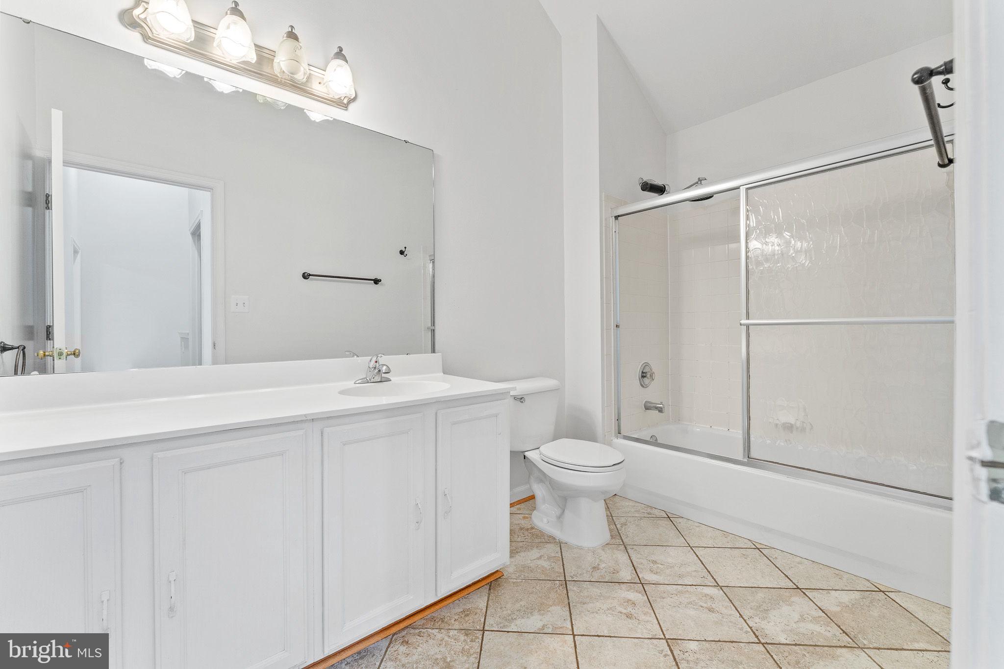 WELLINGTON CONDOMINIUM - Residential