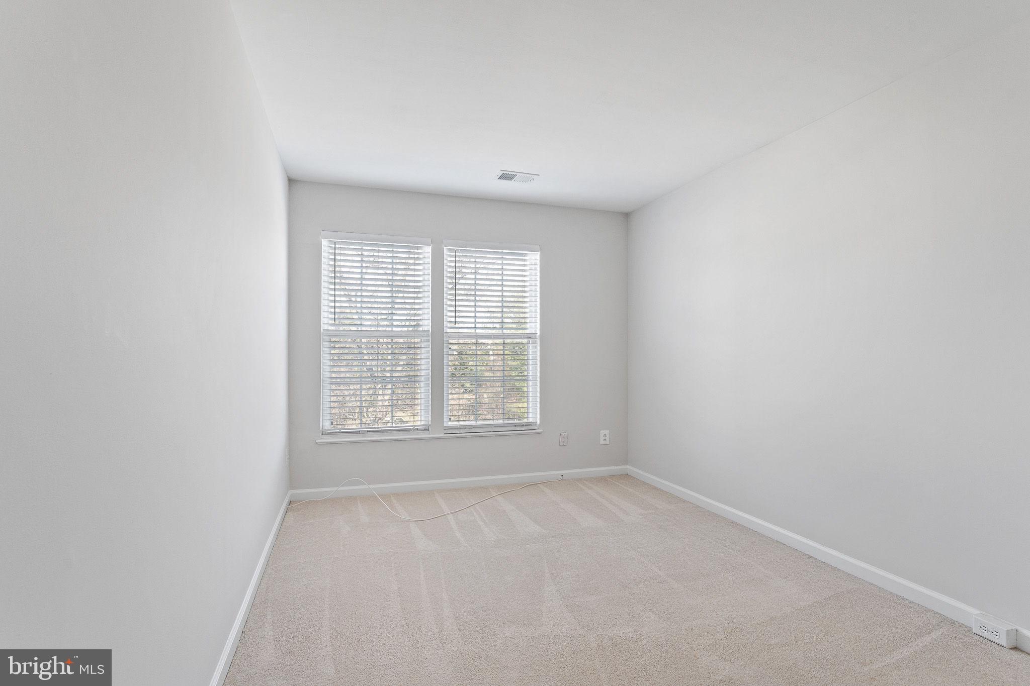 WELLINGTON CONDOMINIUM - Residential