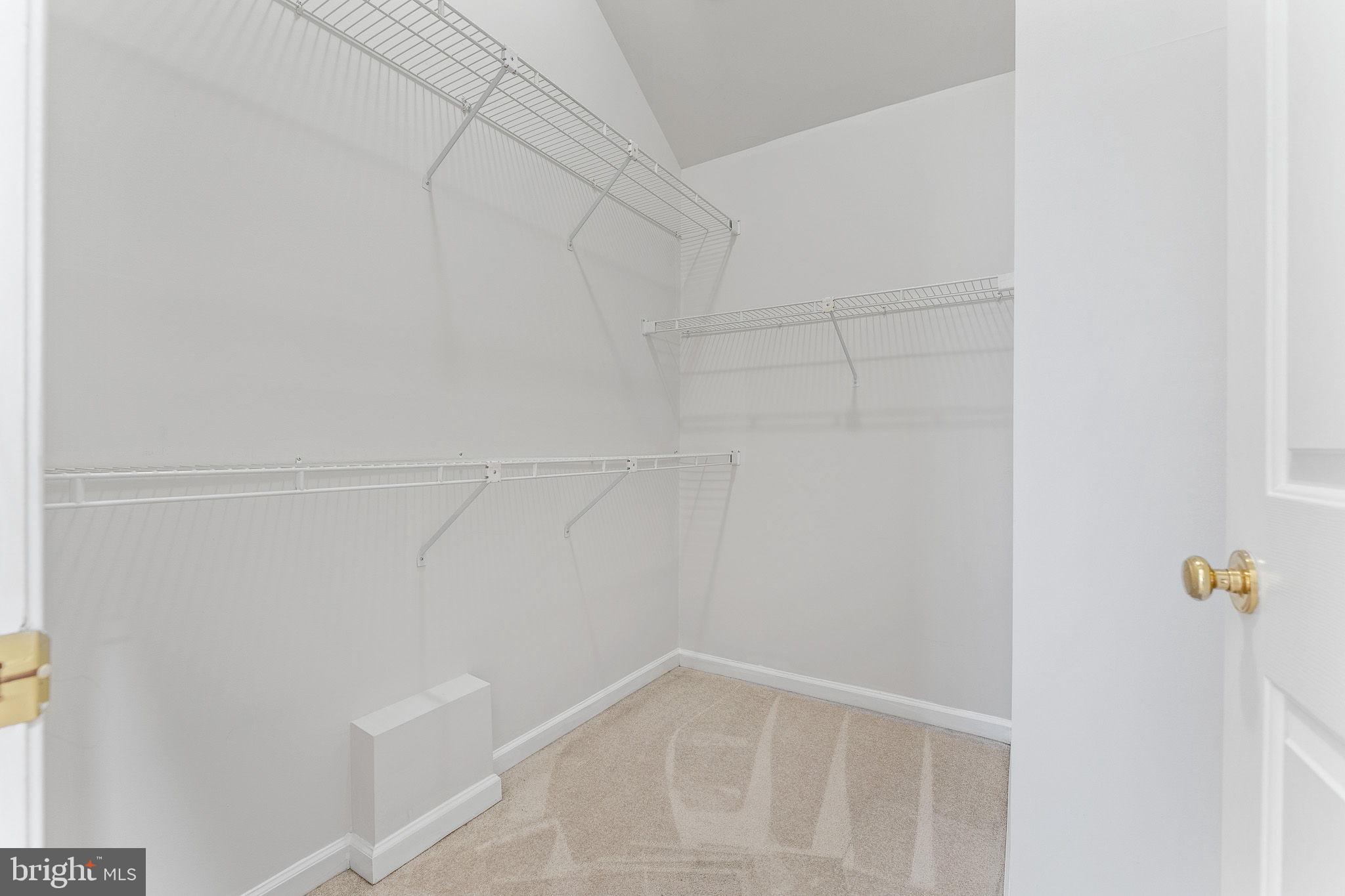 WELLINGTON CONDOMINIUM - Residential