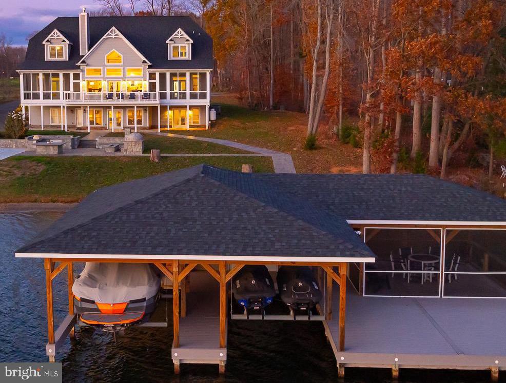 ELK CREEK LANDING - Residential