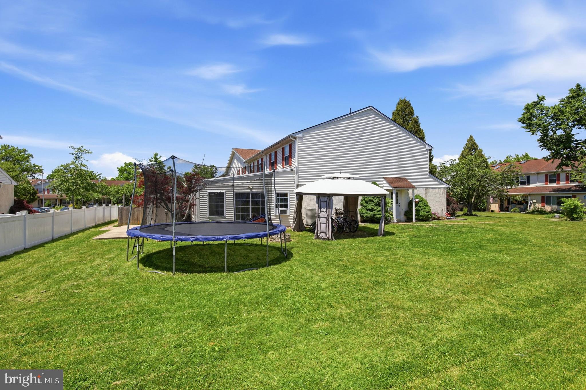 QUAKER GREEN - Residential