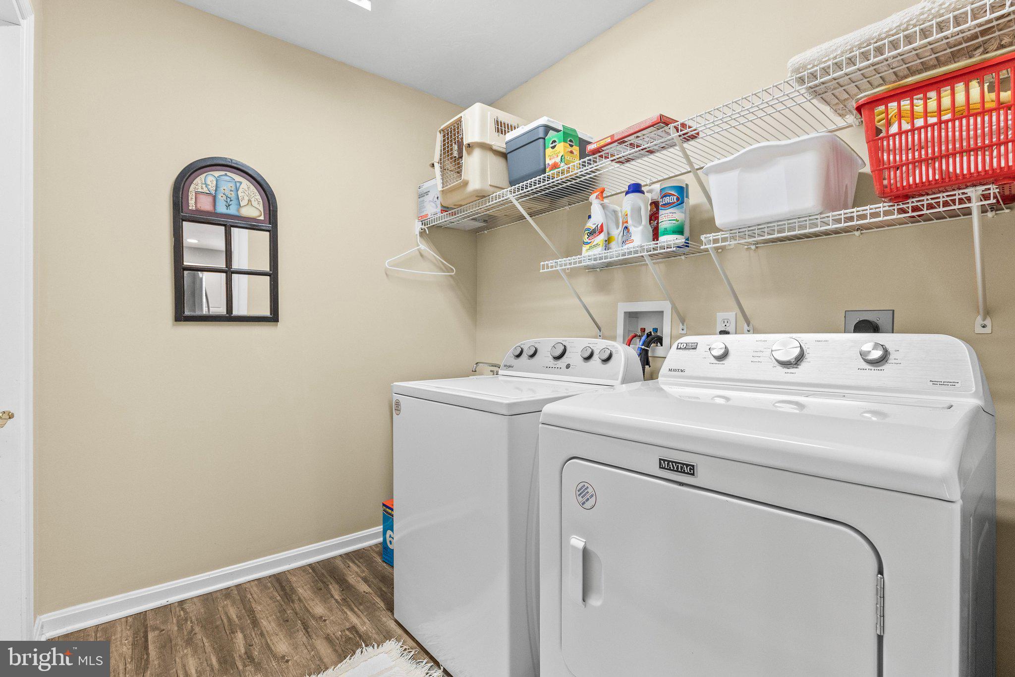 NORTH POINTE - Residential