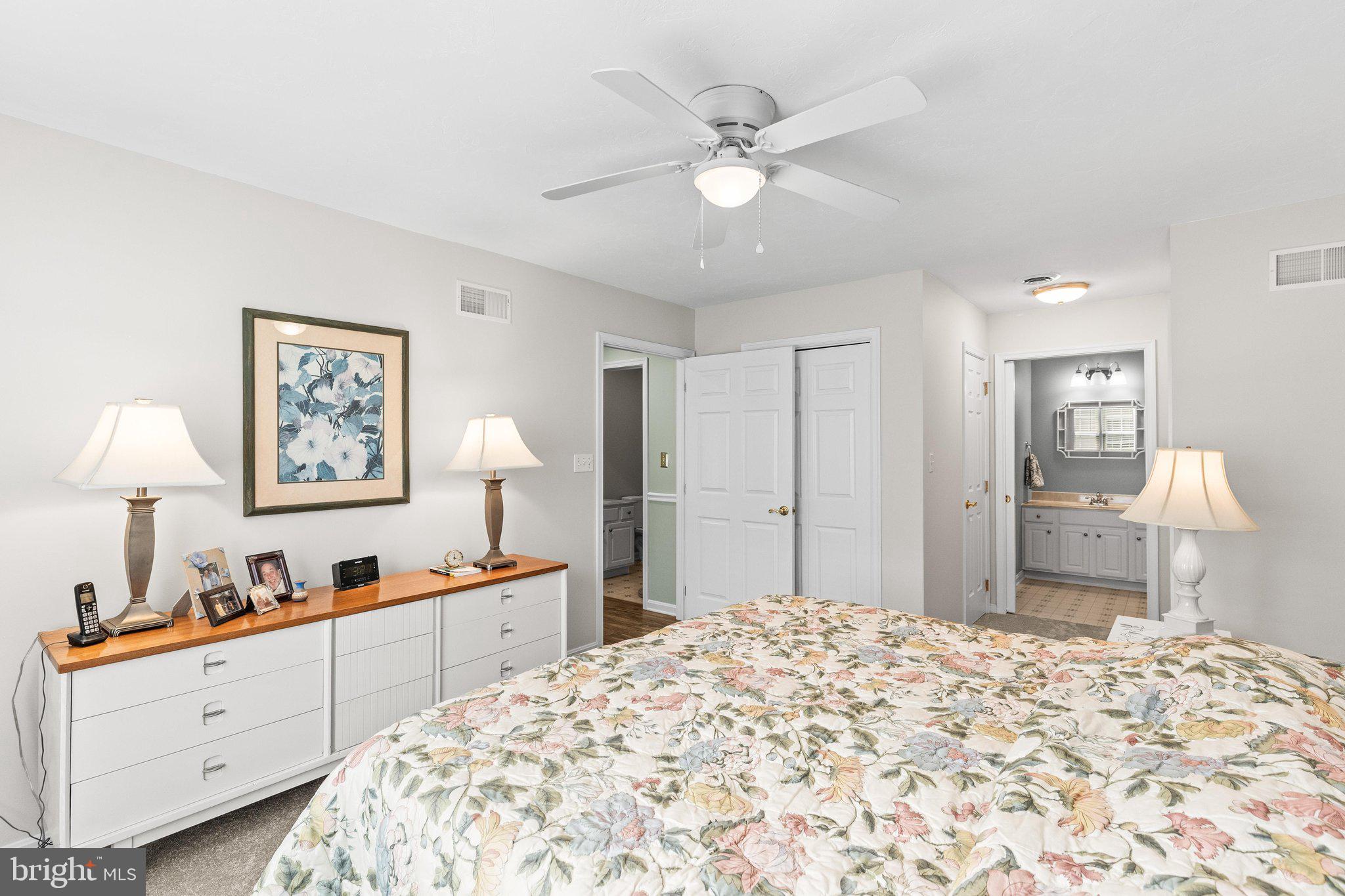 NORTH POINTE - Residential