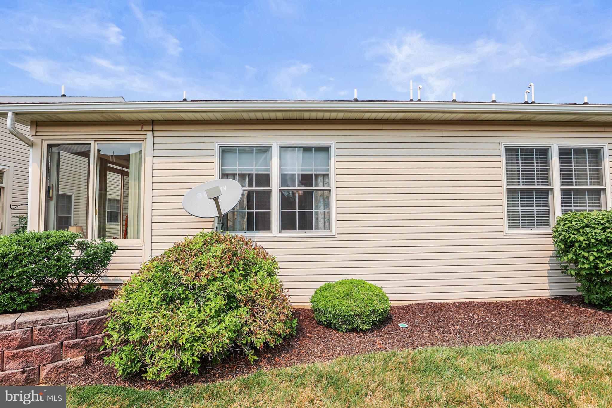 NORTH POINTE - Residential