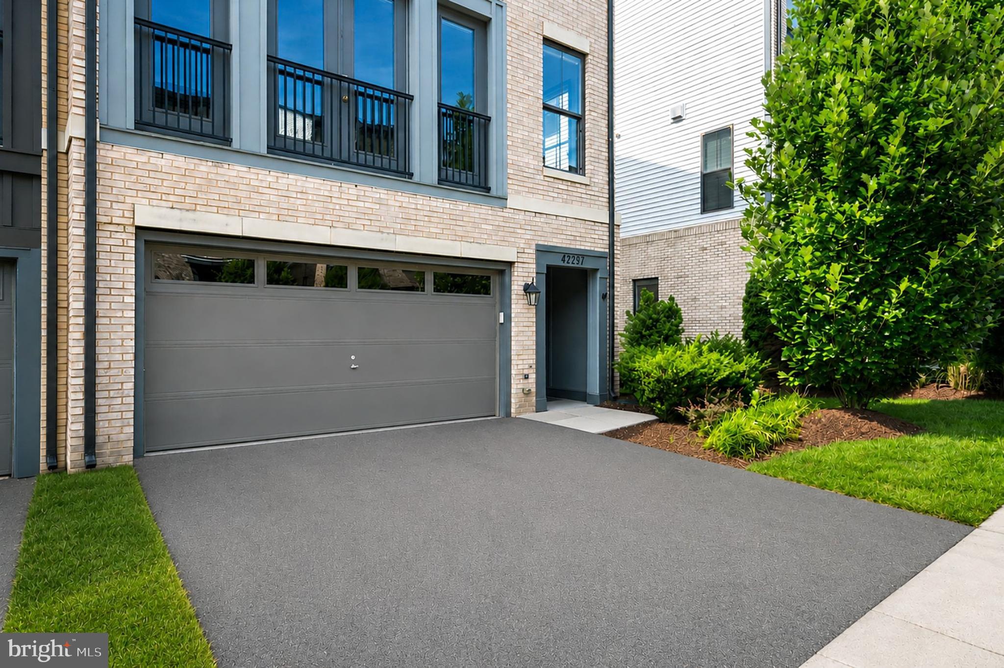 BRAMBLETON - Residential