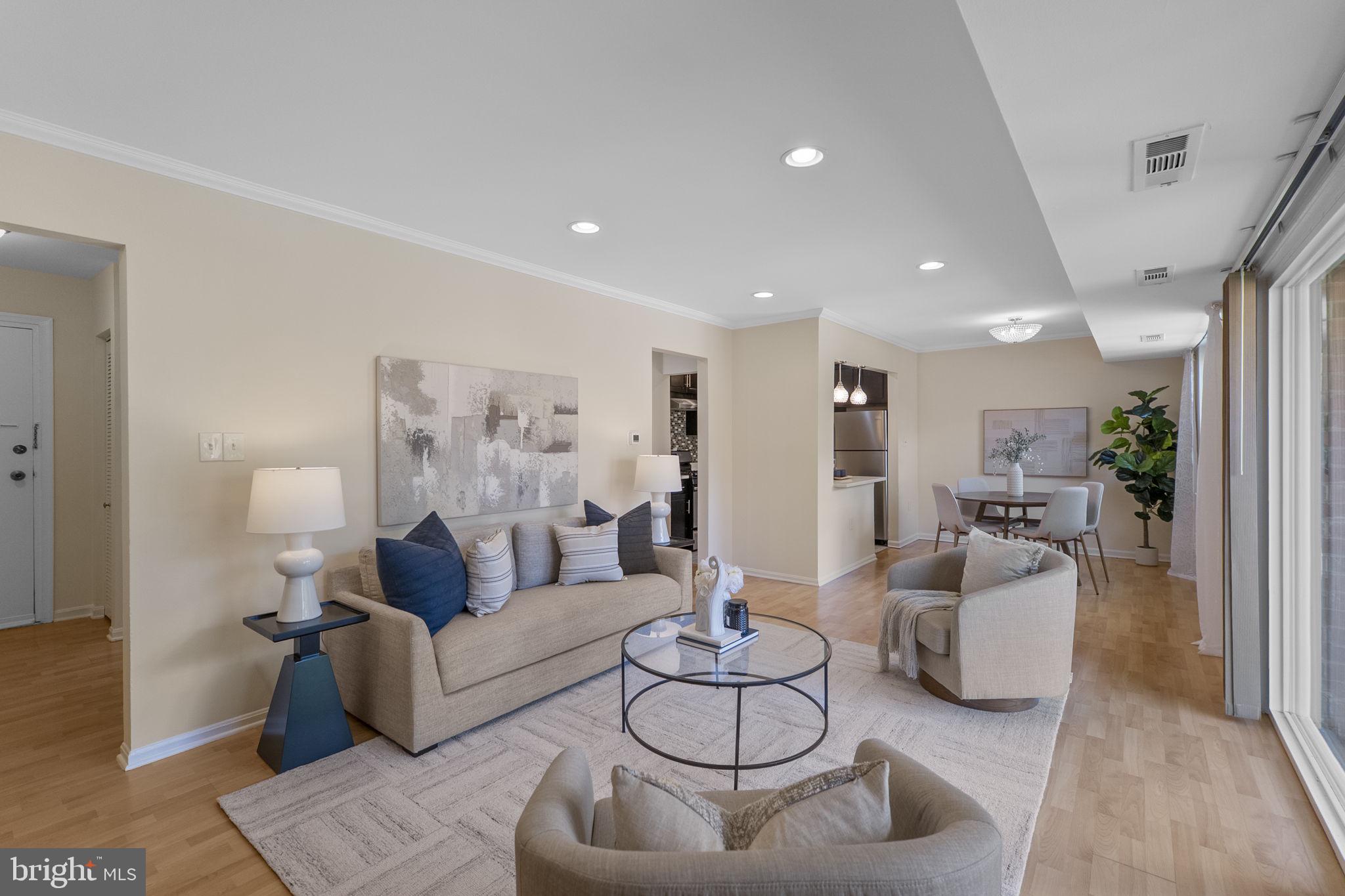 PLYMOUTH GARDENS - Residential