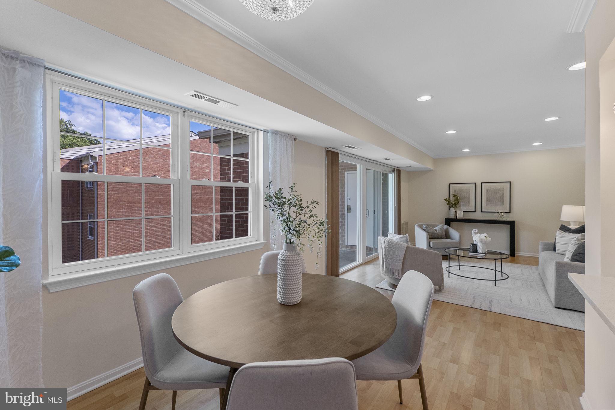 PLYMOUTH GARDENS - Residential