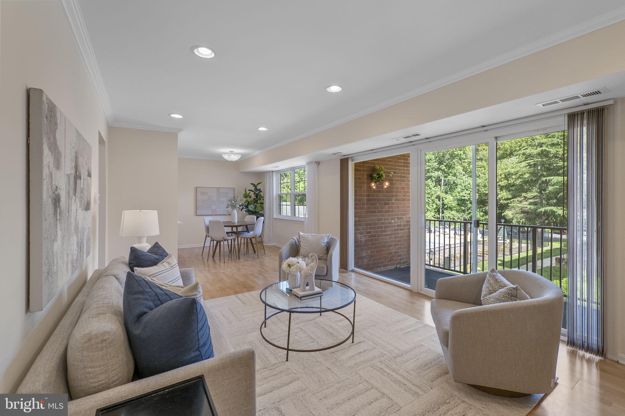 PLYMOUTH GARDENS - Residential