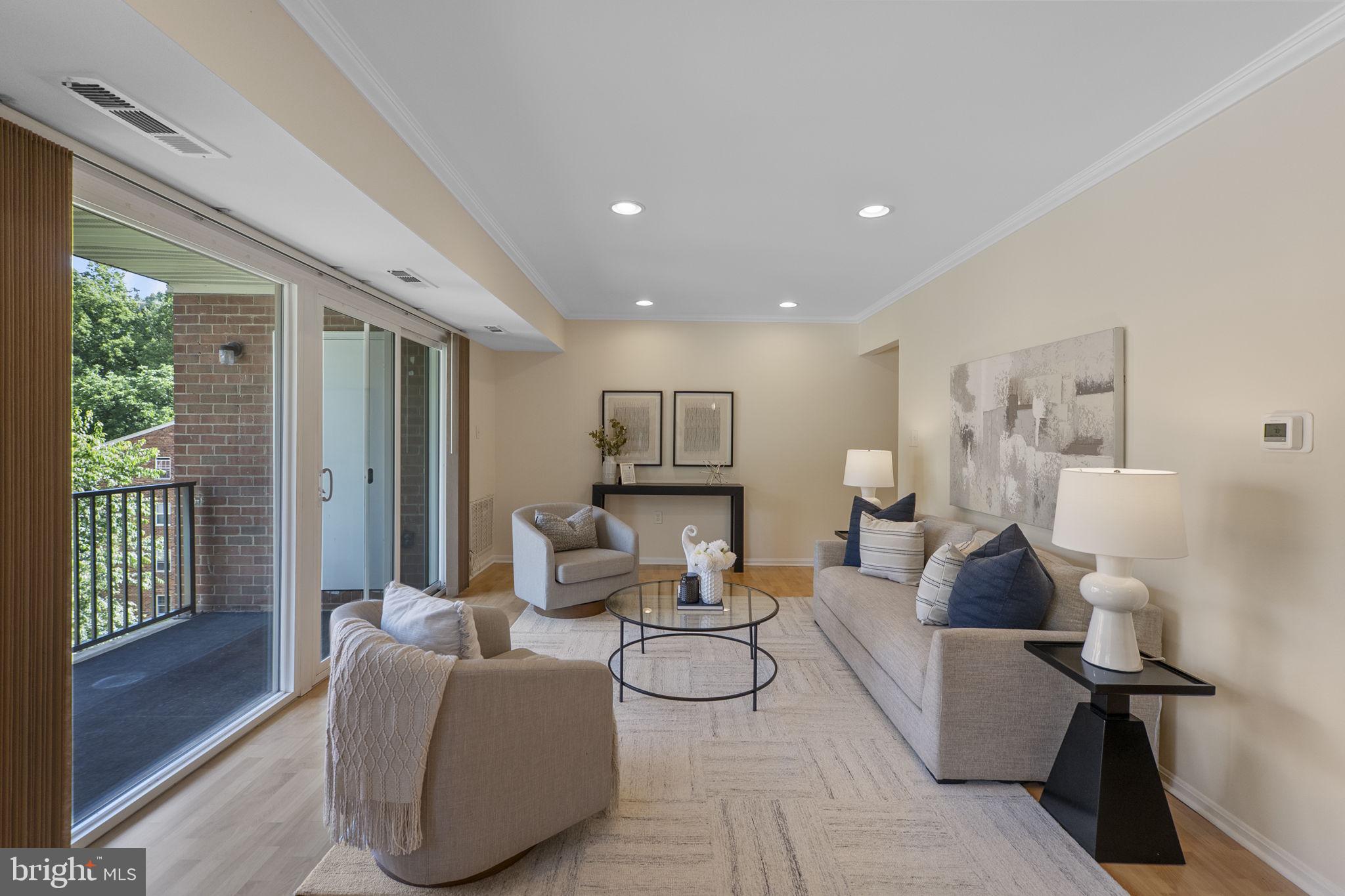 PLYMOUTH GARDENS - Residential