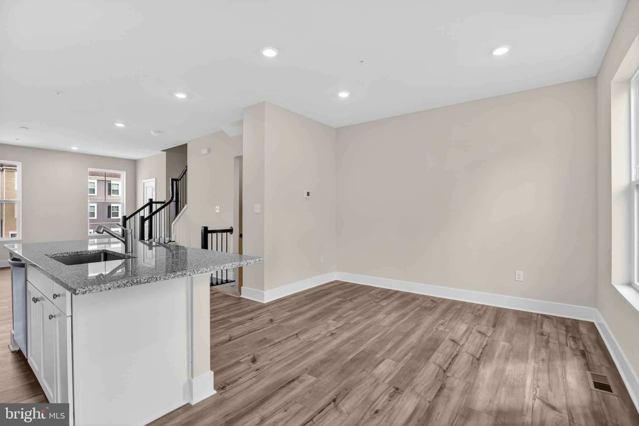 MAGNOLIA LANDING - Residential