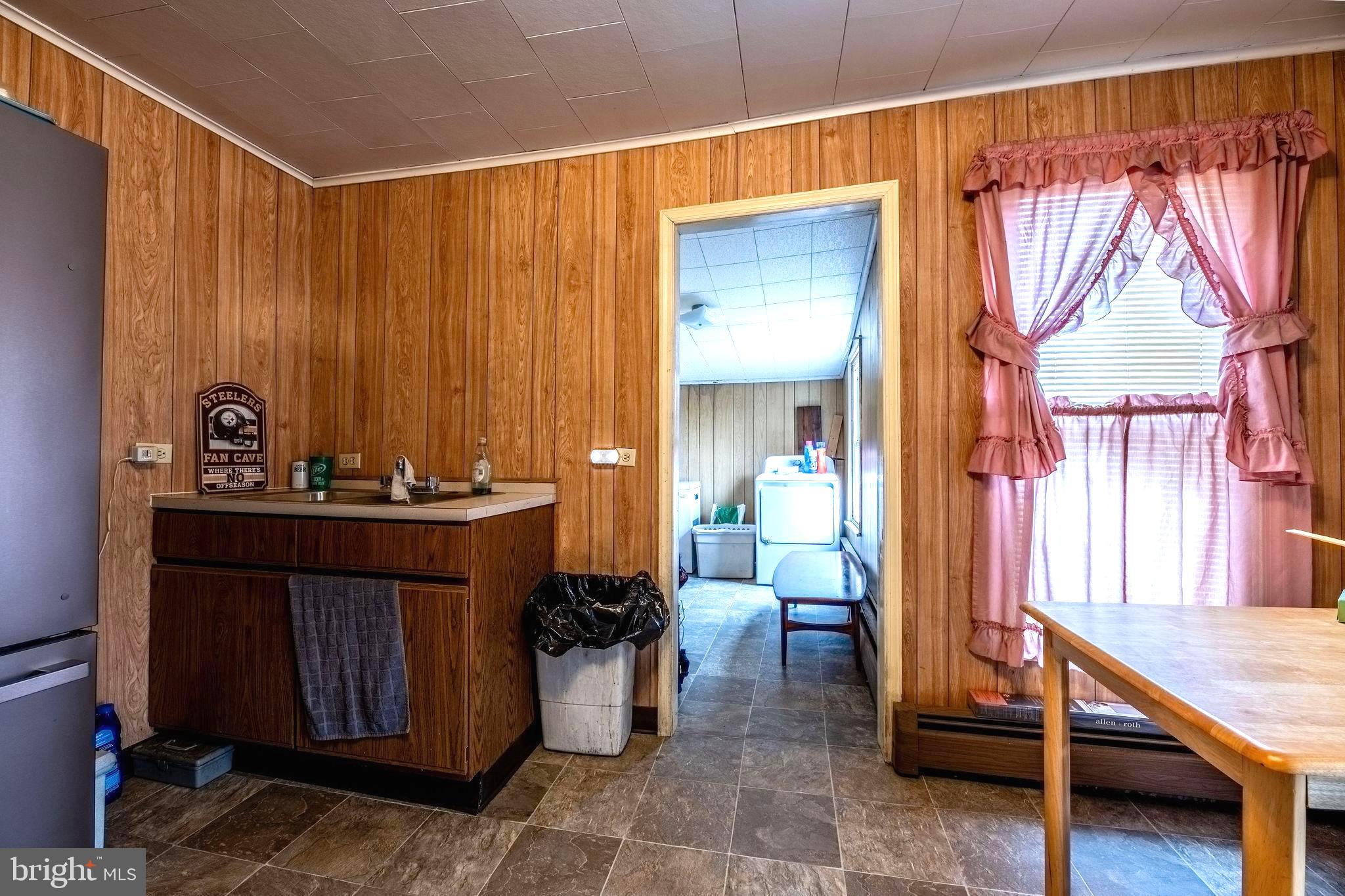 PHILIPSBURG - Residential Income