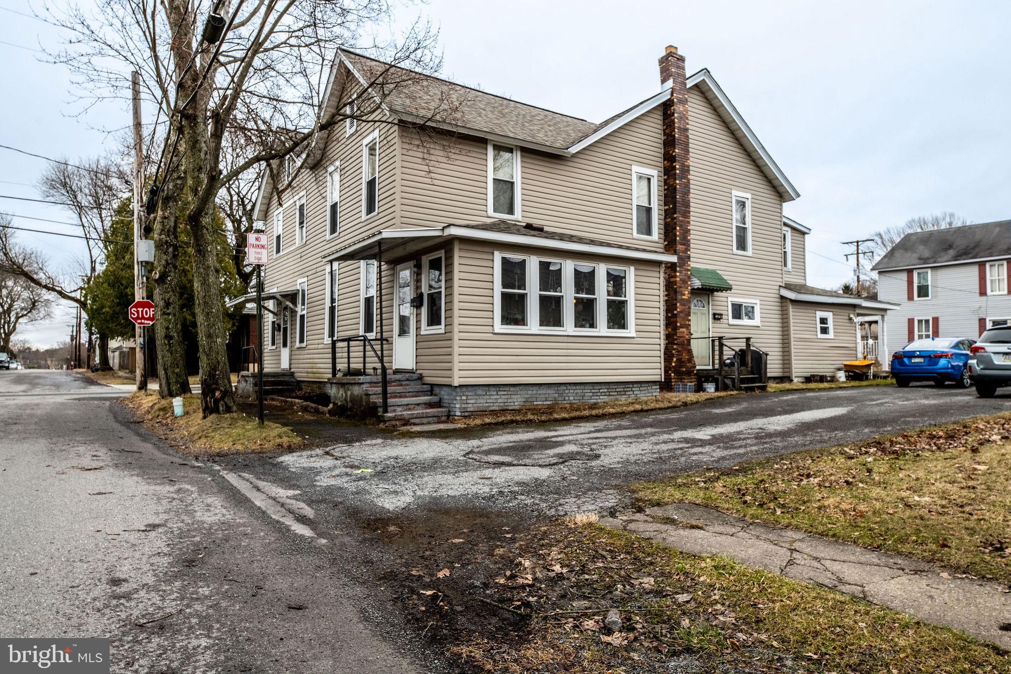 PHILIPSBURG - Residential Income